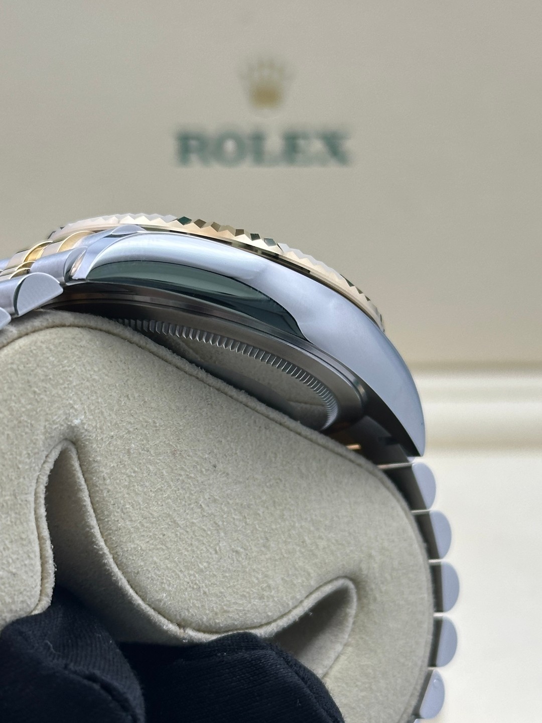 Rolex 336933 2025 Black Dial Box & Papers