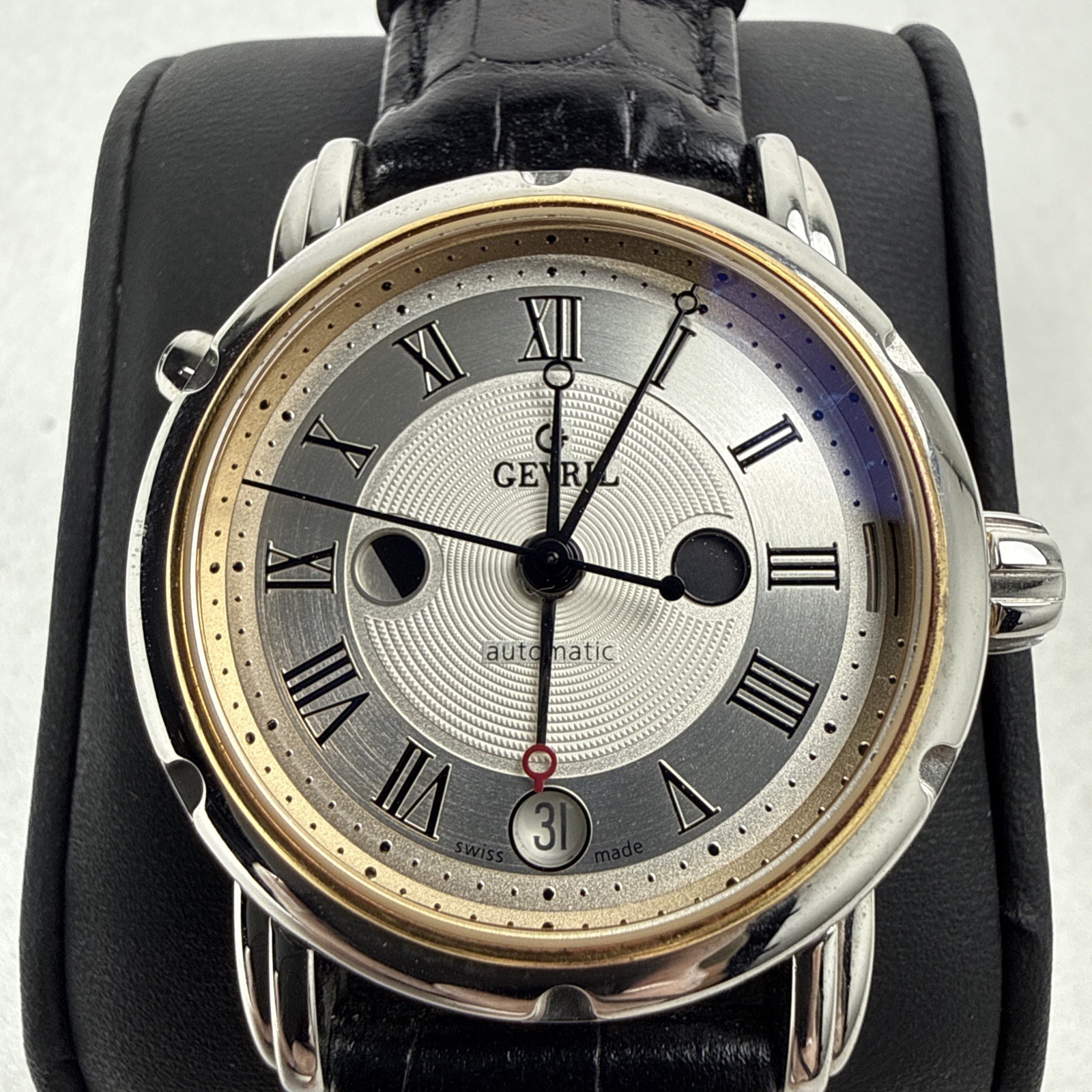 Gevril 15 Degrees B0110 Dual Time Day Night 18K Gold Bezel Swiss Auto Watch READ