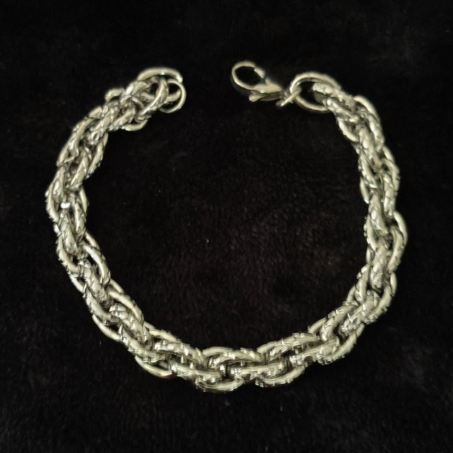 STAINLESS STEEL Silver Rope Bracelet, Lobster Clasp Closure. MADE IN THE USA.