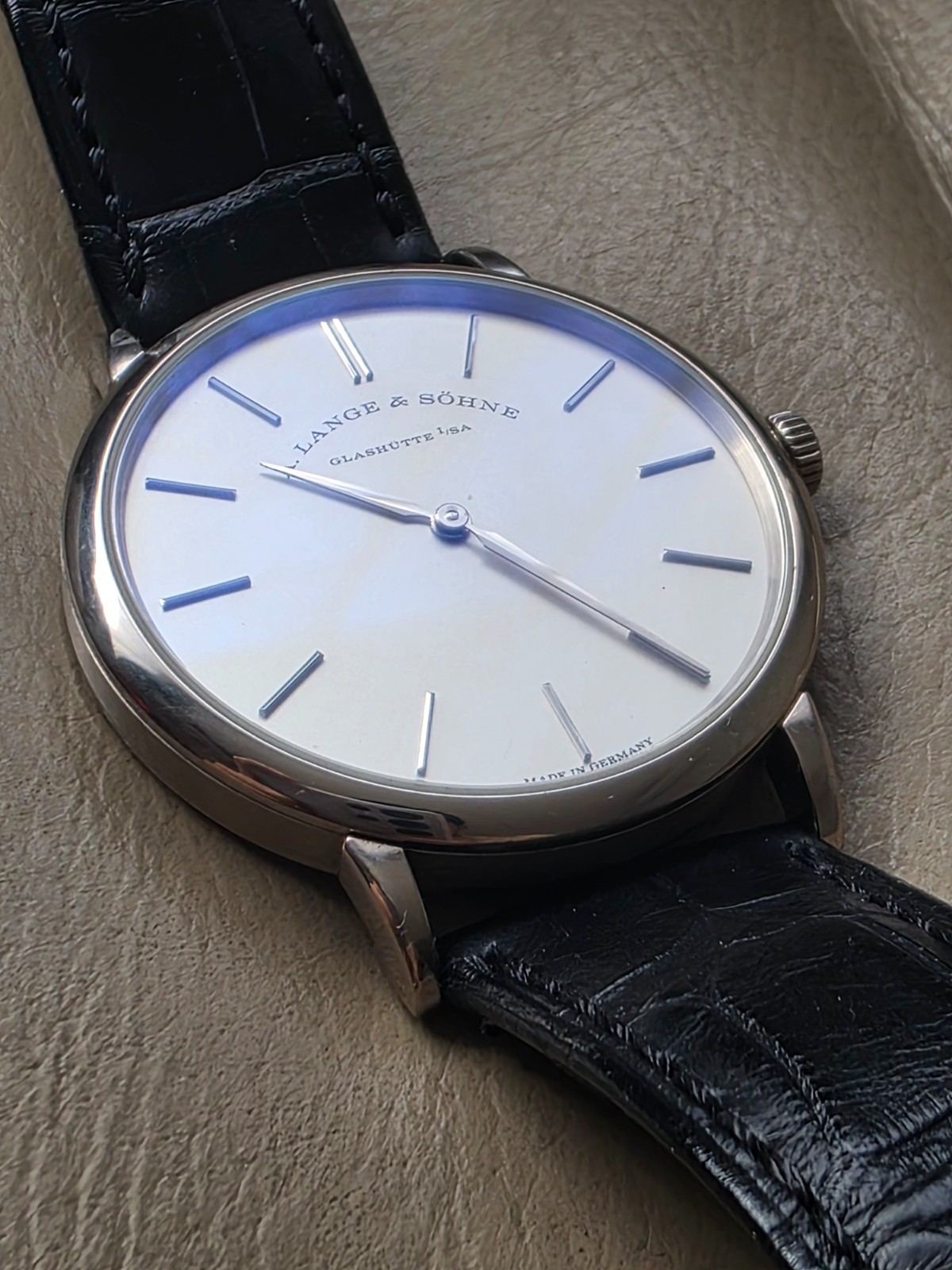 a. lange & söhne saxonia thin 201.027 | 2024 | 37mm