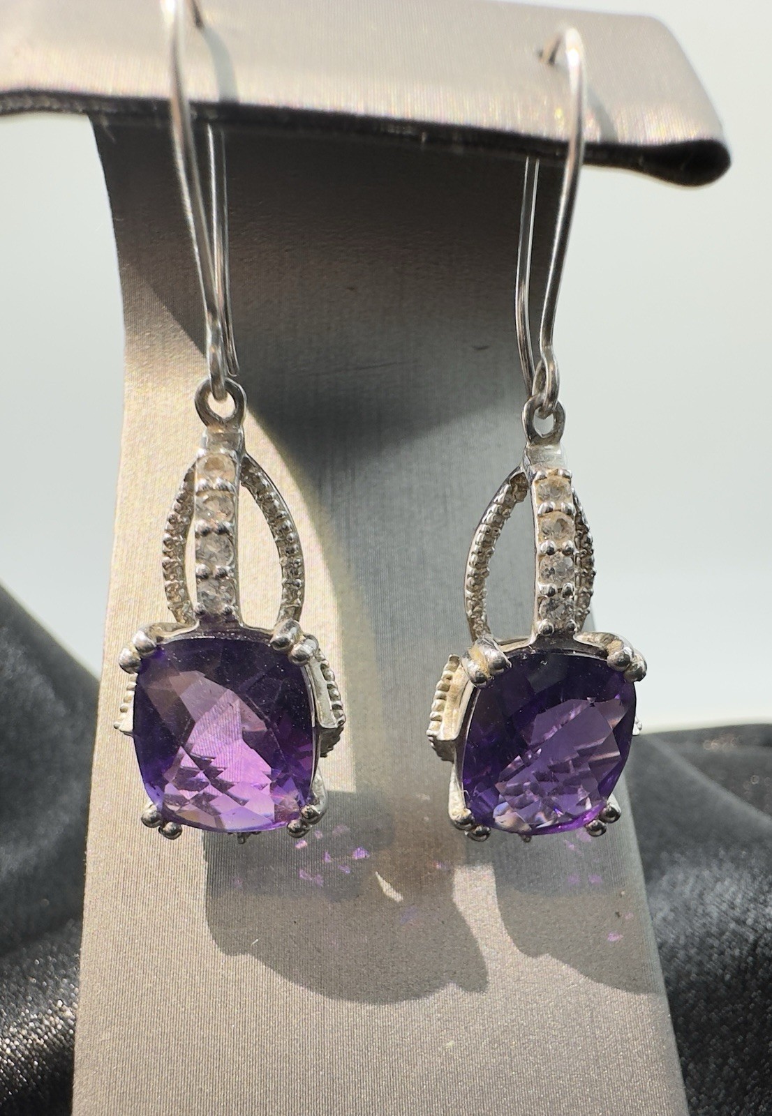 BBJ Bangkok Co. Sterling Silver 925 Amethyst Drop Dangle Pierced Earrings 9x11m