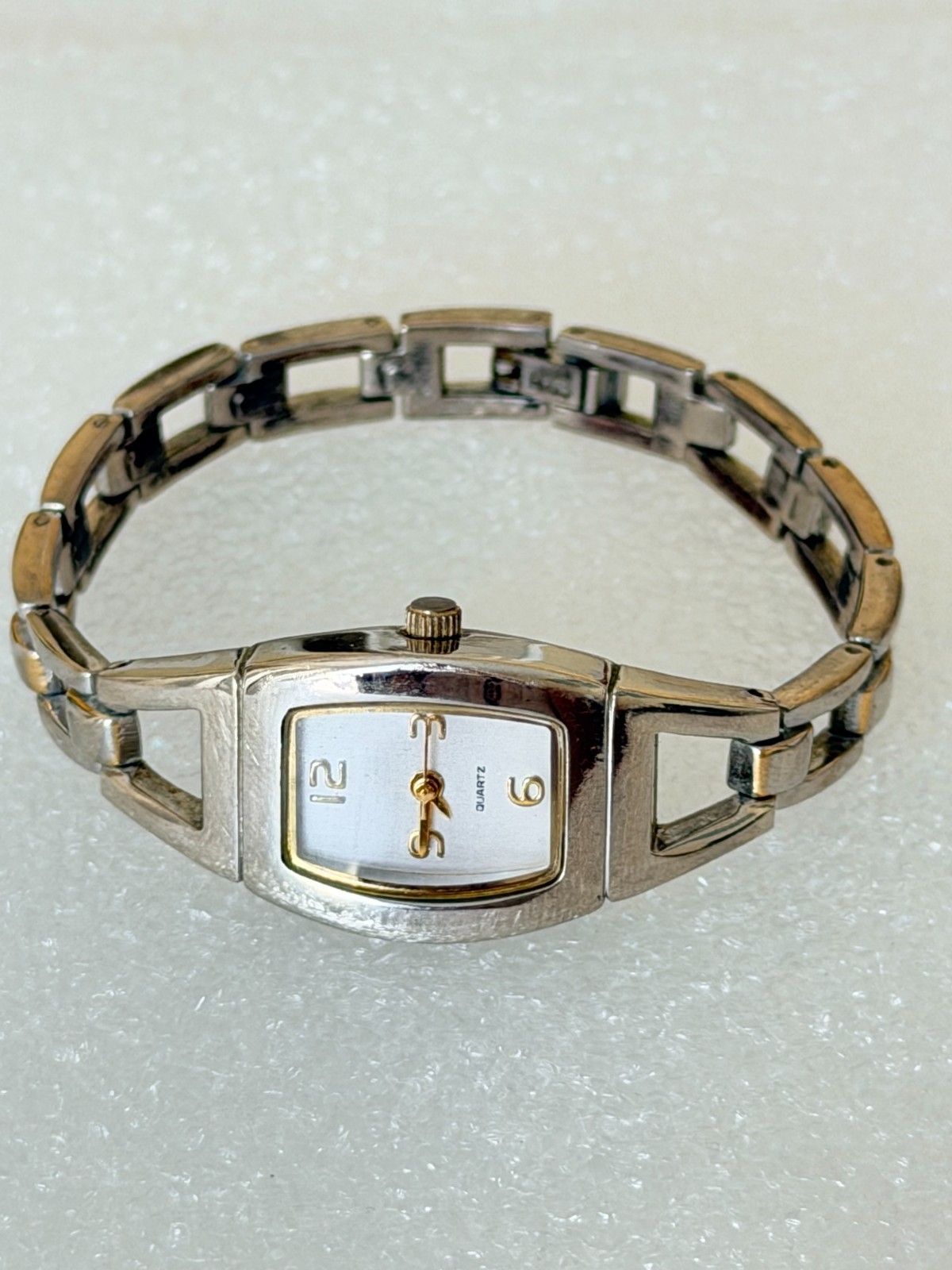 Vintage Silver Tone Open Link Bracelet Watch Gold Accent Japan Movt V377