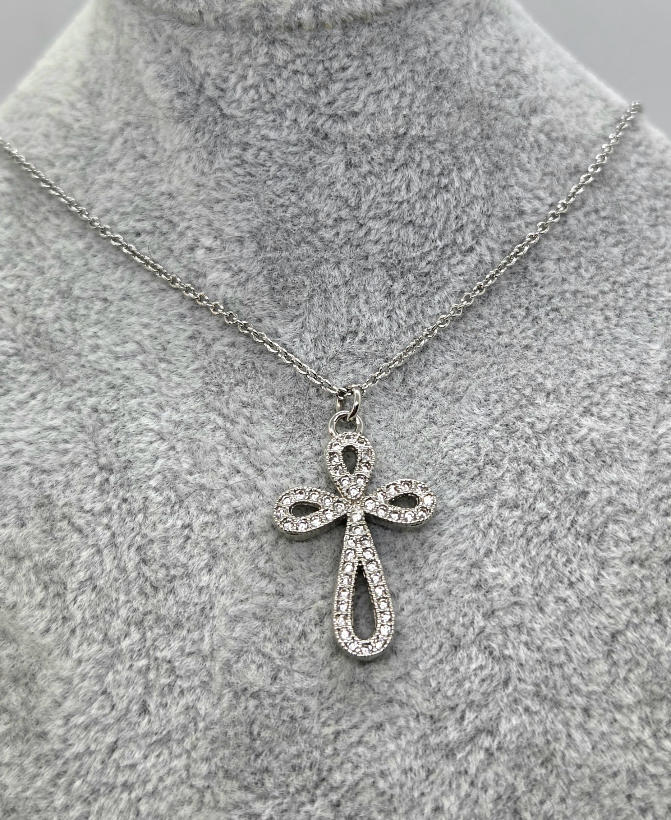 Alexa’s Angels Children’s Teen CZ Cubic Zirconia Silver tone Cross Necklace 16″