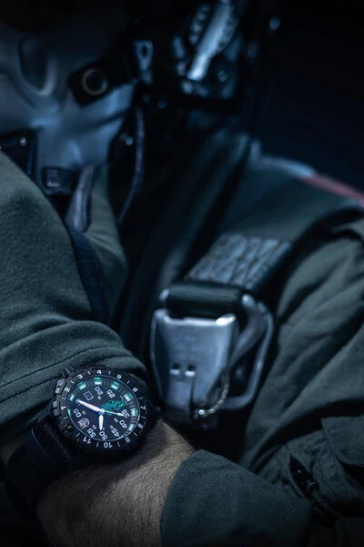 Luminox F-117 Nighthawk X Skunk Works Black Dial Nylon Band Men’s Watch XA.6442