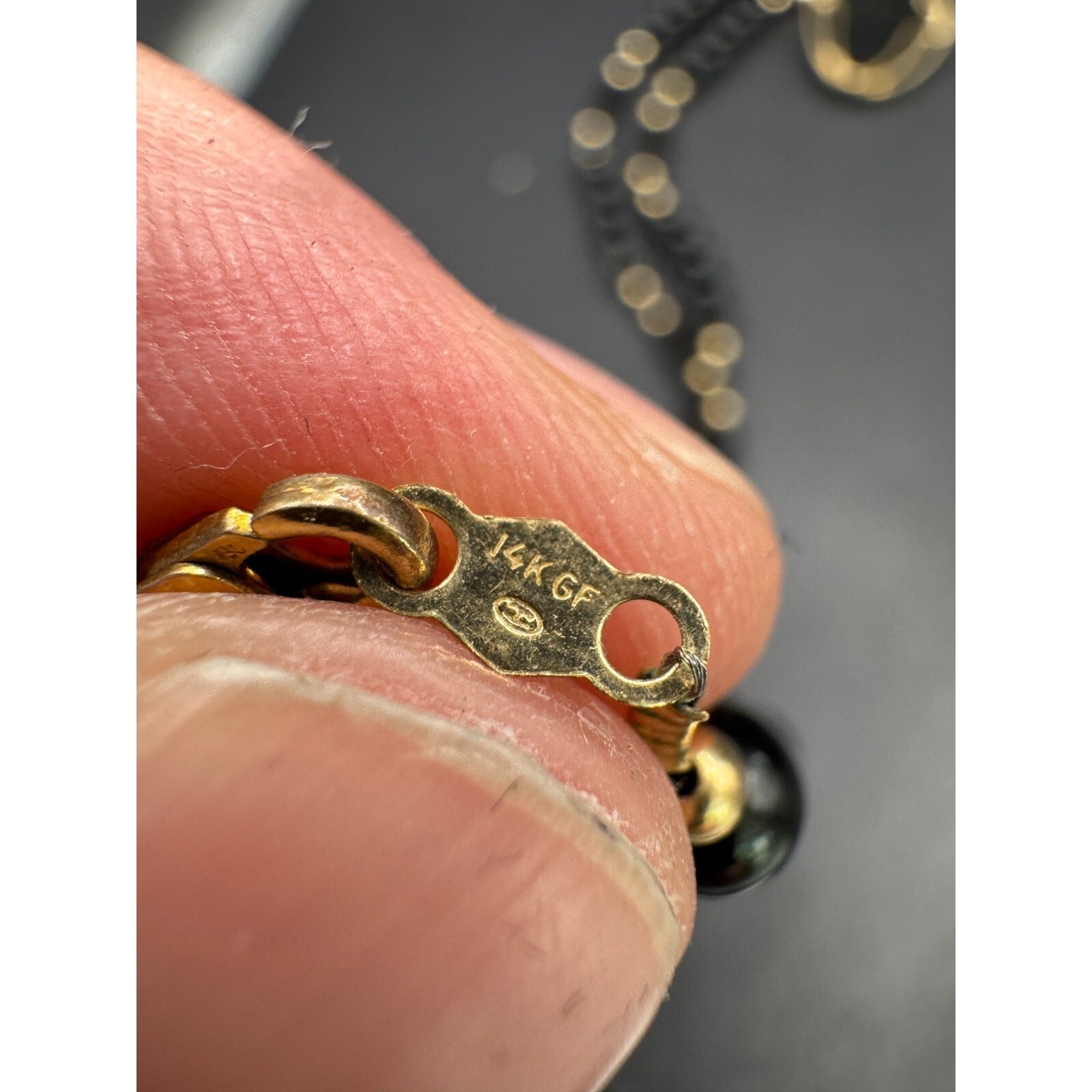 Vintage Stamped 14k Gold Filled Black Onyx Oval Pendant Beaded Necklace 23.5″