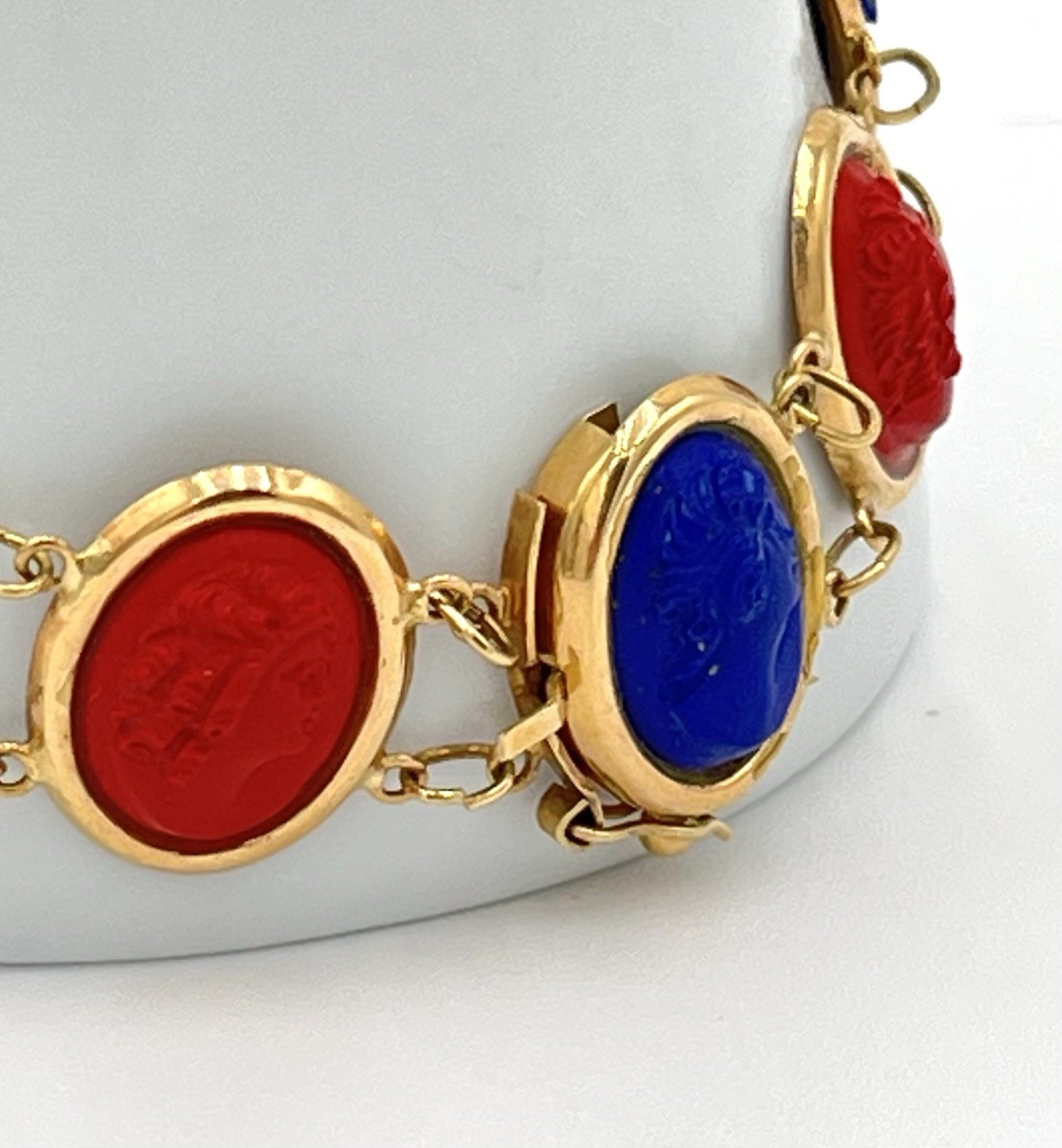 Vintage 14Kt Gold Cameo Coral and Lapis Lazuli Bracelet 19cm Handmade