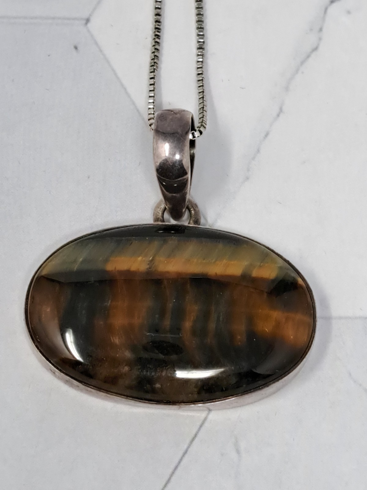 Tiger Eye Gemstone 925 Sterling Silver Jewelry Pendant & Chain