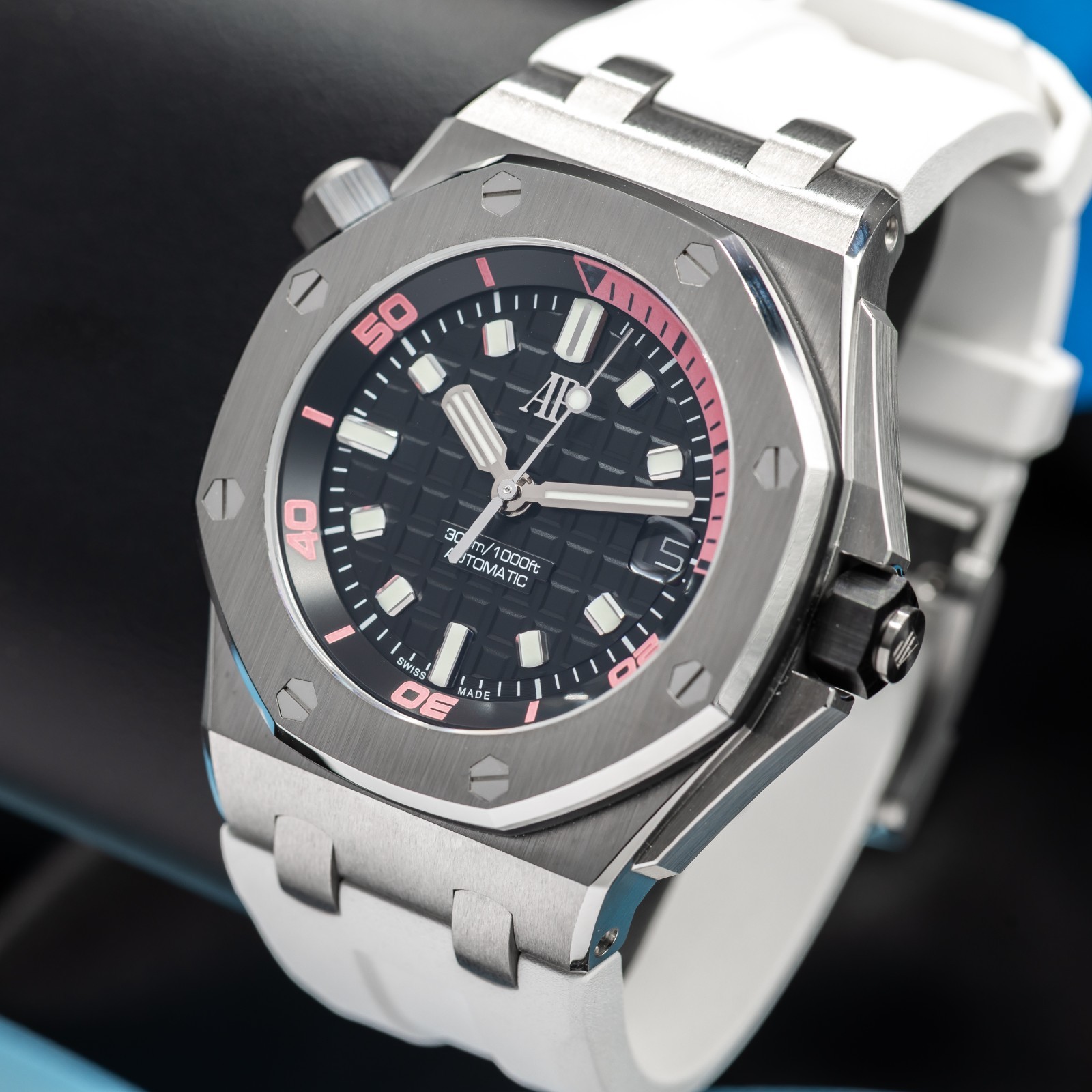 2026 Audemars Piguet Royal Oak Offshore Diver 15720ST.OO.A010CA.01 New & Unworn!