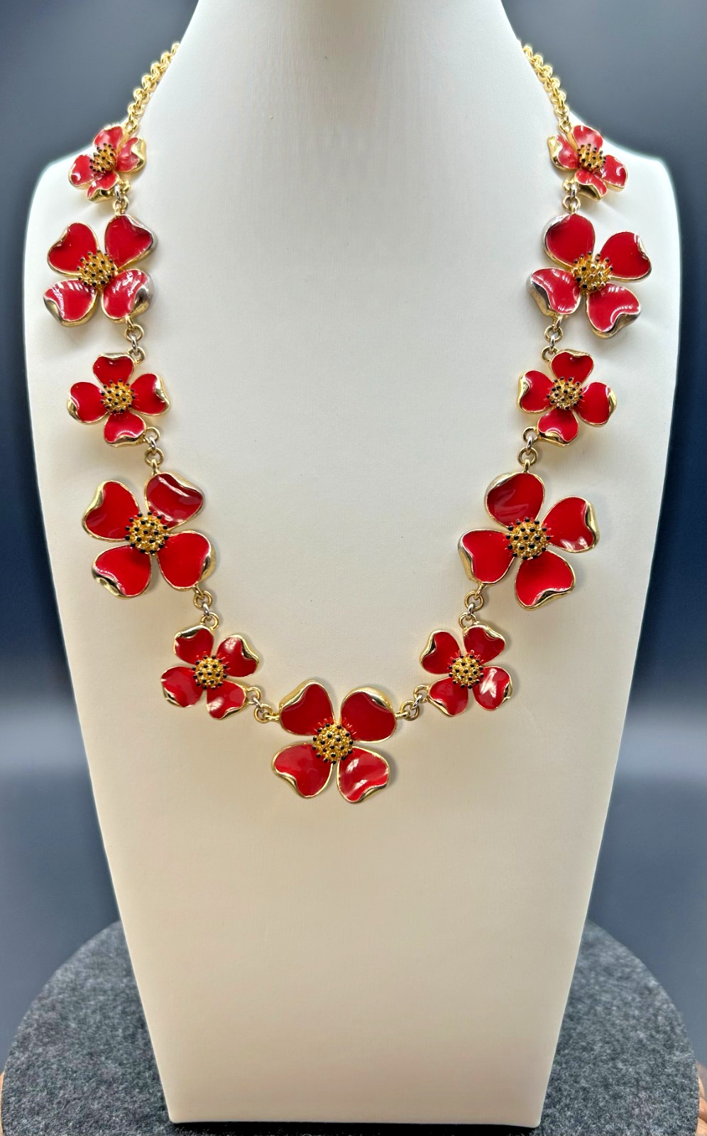 Ann Taylor Red Enamel Flower Statement Necklace Gold Tone Dogwood Bib NWOT MINT