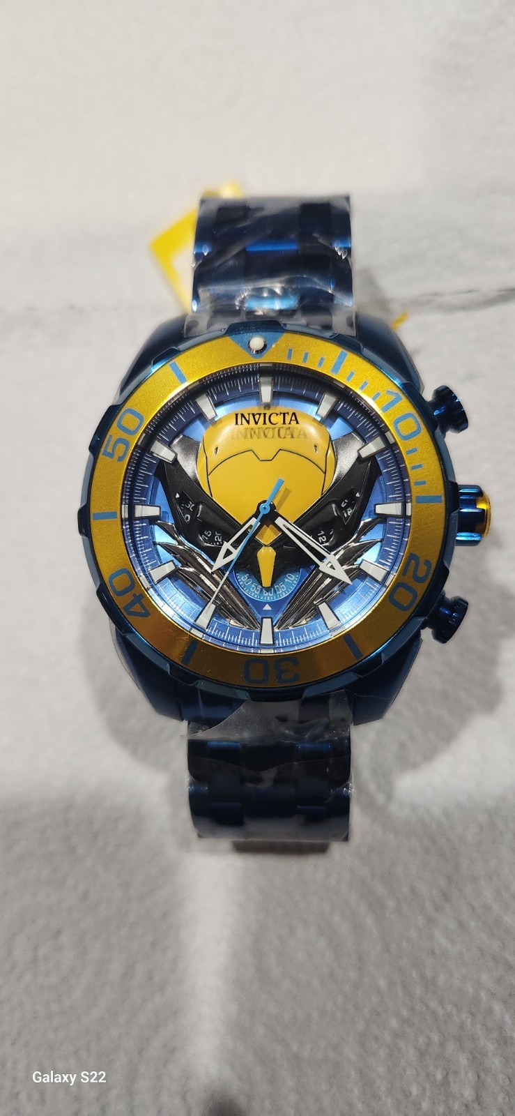 Invicta WOLVERINE MARVEL M#43605 #79 of 4,000 Chronograph Bracelet 50mm IM-Q-064