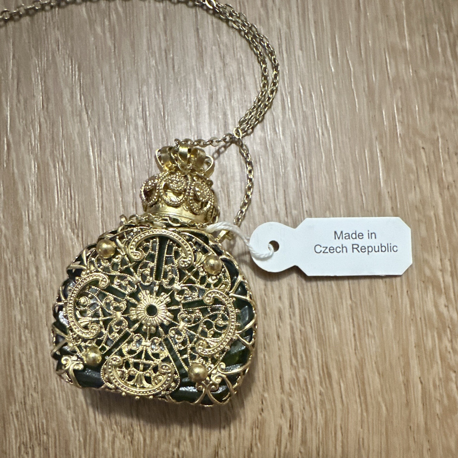 Vintage Czech perfume bottle pendant cable Gold Tone Filigree Green Glass