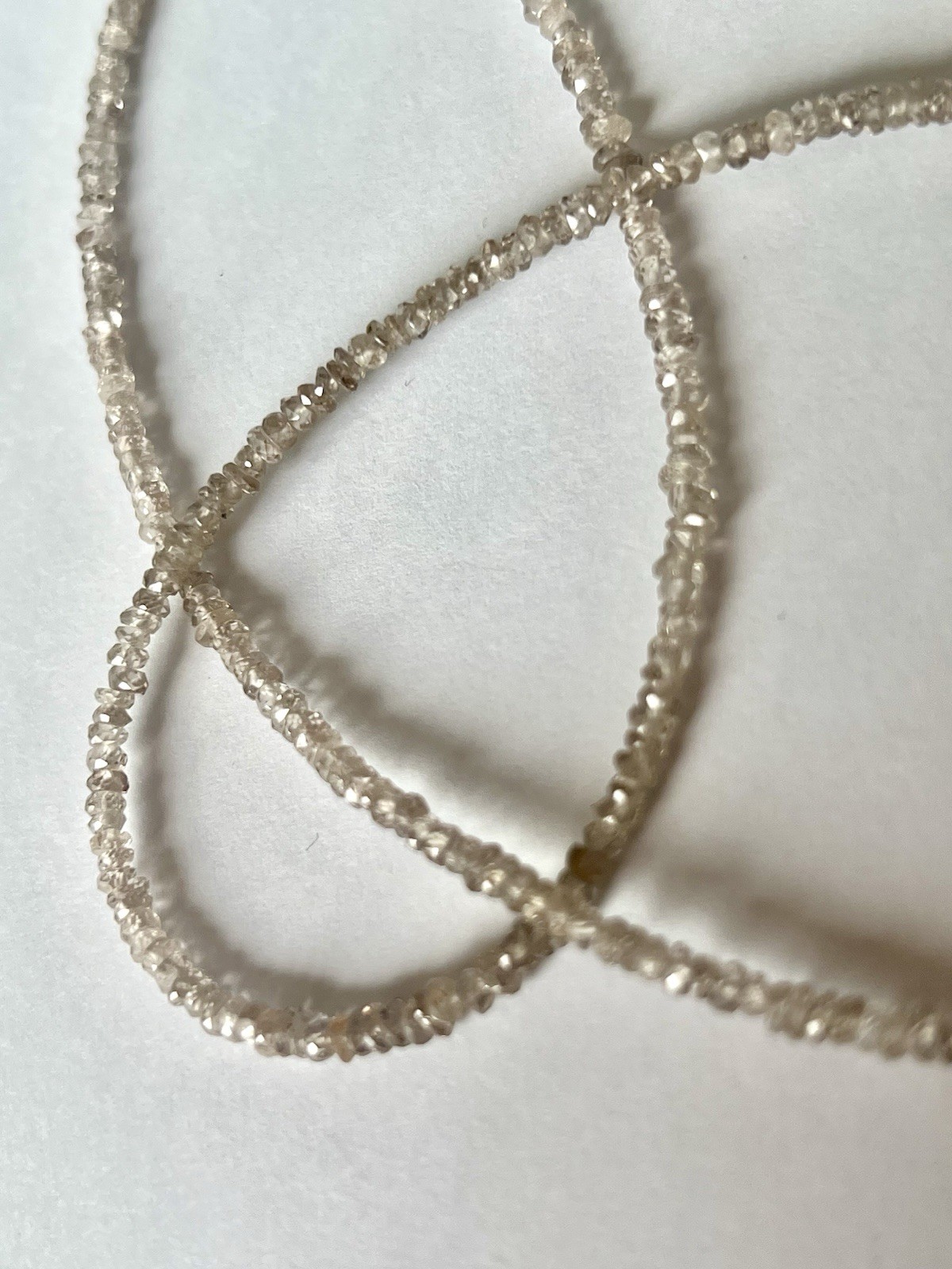 Natural zircon chain 375/9 carat yellow gold, 47 cm, grey/brown, beige
