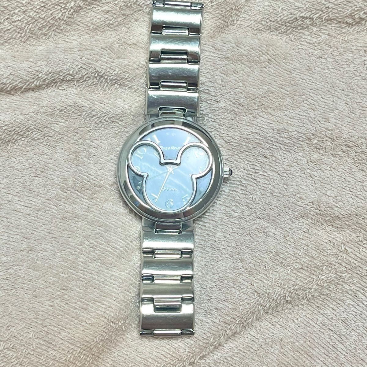 Disneyland Hong Kong commemorative wristwatch with diamonds