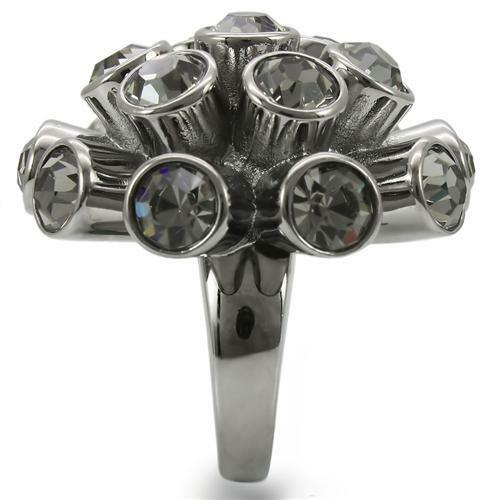 0W306 – Ruthenium Brass Ring with Top Grade Crystal in Jet