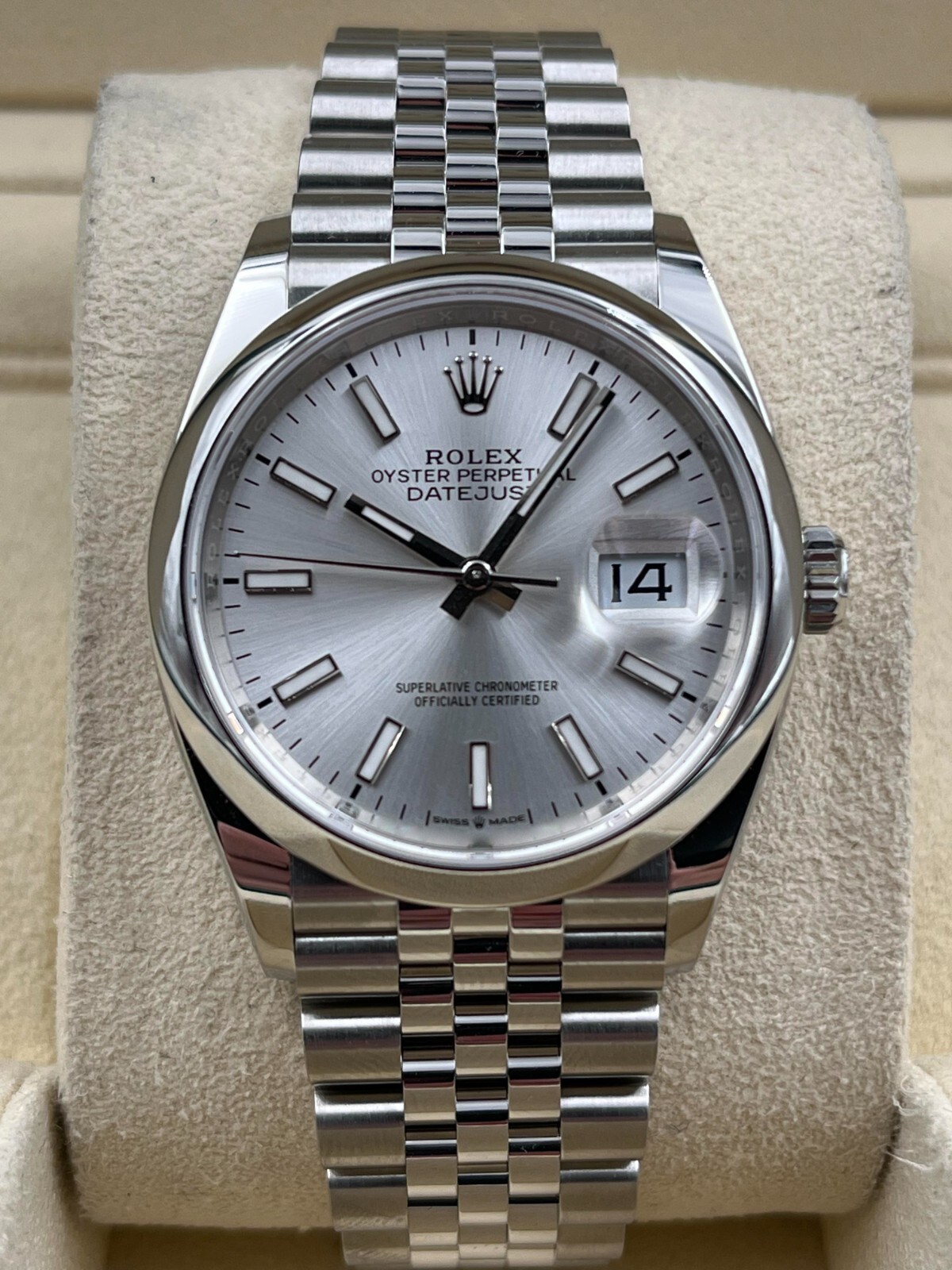 Rolex Date Just 36mm Smooth Silver Dial Jubilee Bracelet 126200 Pre-Owned 2023