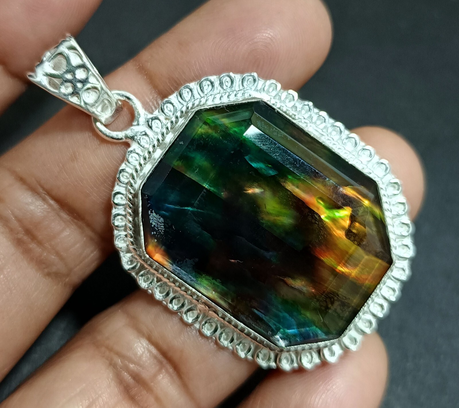 Certified 65.45 Ct Natural Ammolite 925 Solid Silver Pendant Loose Gemstone