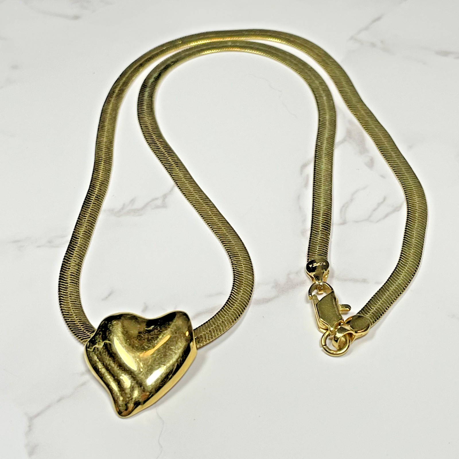 Vtg 1980s Signed Korea Liquid Gold Herringbone Flat Chain Puffed Heart Pendant