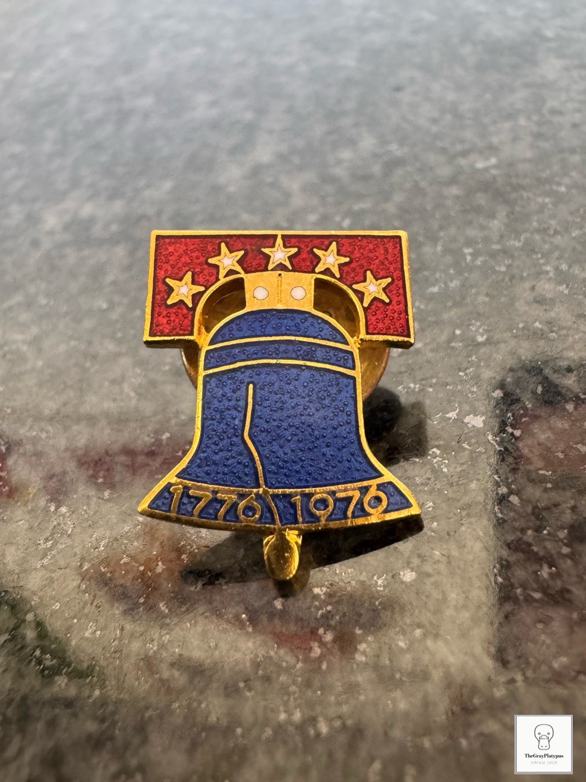 1776-1976 America’s Bicentennial Flag Enamel Lapel Pin Blue Red Vintage