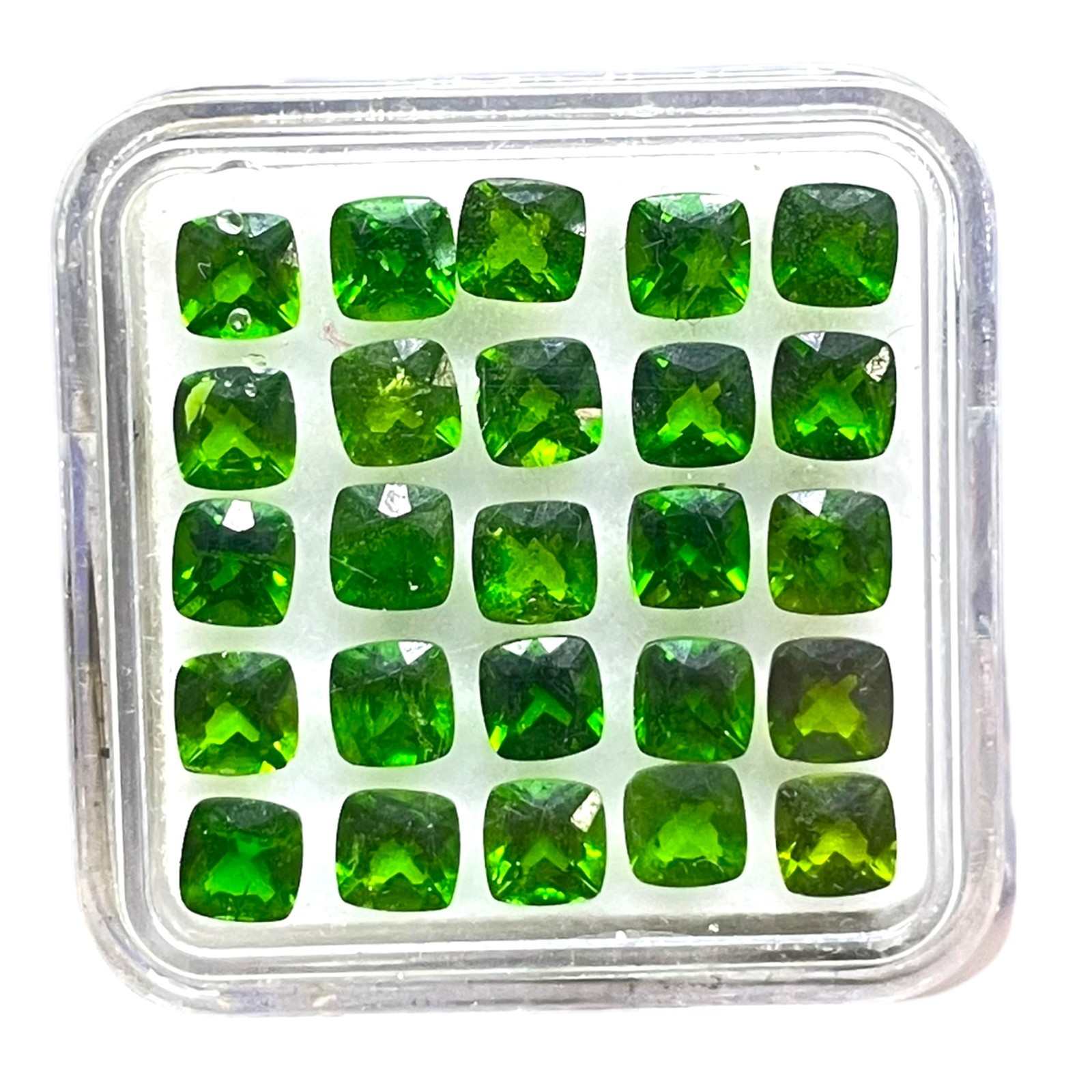 25 Pcs Natural Chrome Diopside 4x4mm Cushion Cut Vivid Green Loose Gemstones Lot
