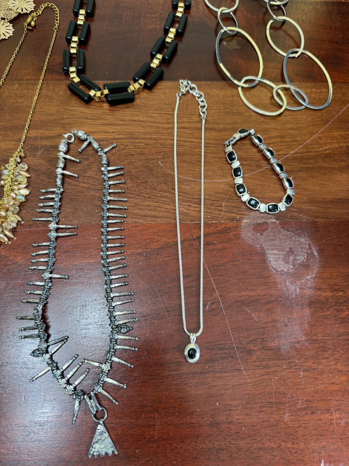 MIXED JEWLERY LOT – EARRINGS, RINGS, BRACELETS, NECKLACES, PINS- MORE
