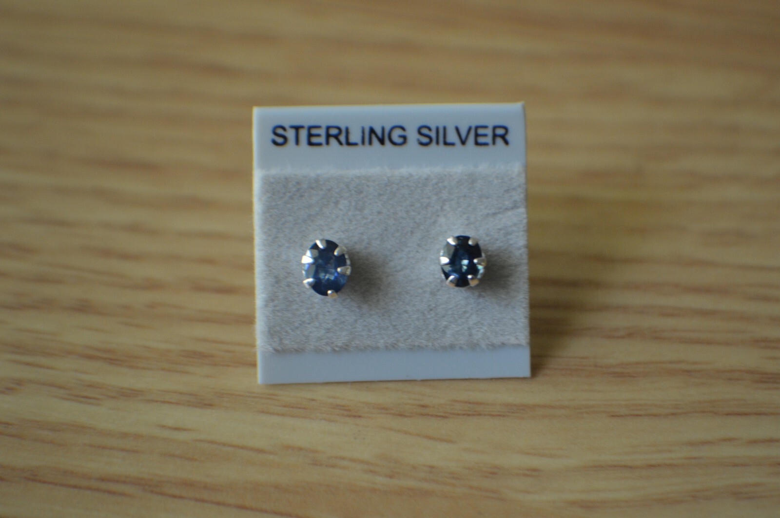 0.82ct Madagascar Blue Sapphire Solitaire Earrings in Fine Silver ~ 5x4mm