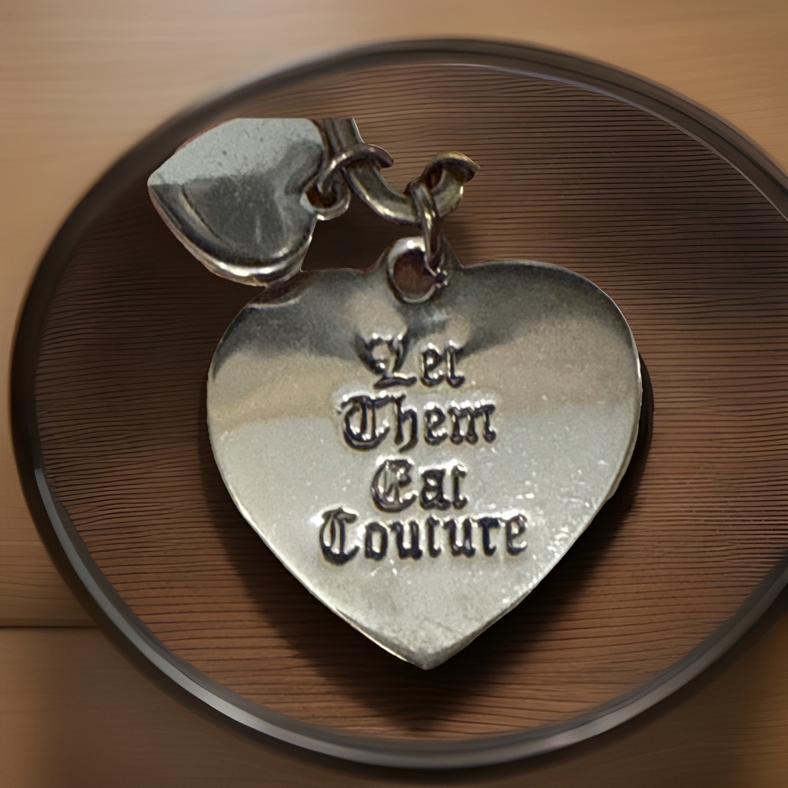 Y2K Juicy Couture LET THEM EAT COUTURE Pearl Heart Charm Bracelet Silver Tone