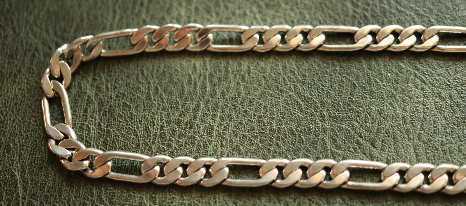 20 inch 925 MENS STERLING SILVER 34.8g 7mm FIGARO CHAIN Necklace