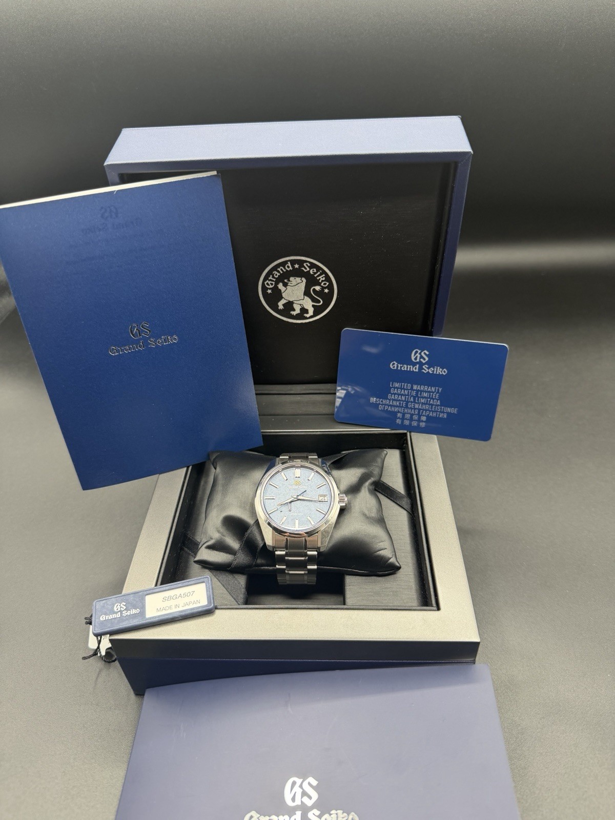 2024 Grand Seiko Blue Kirazuri 40mm Stainless Steel Automatic Watch SBGA507 B+P