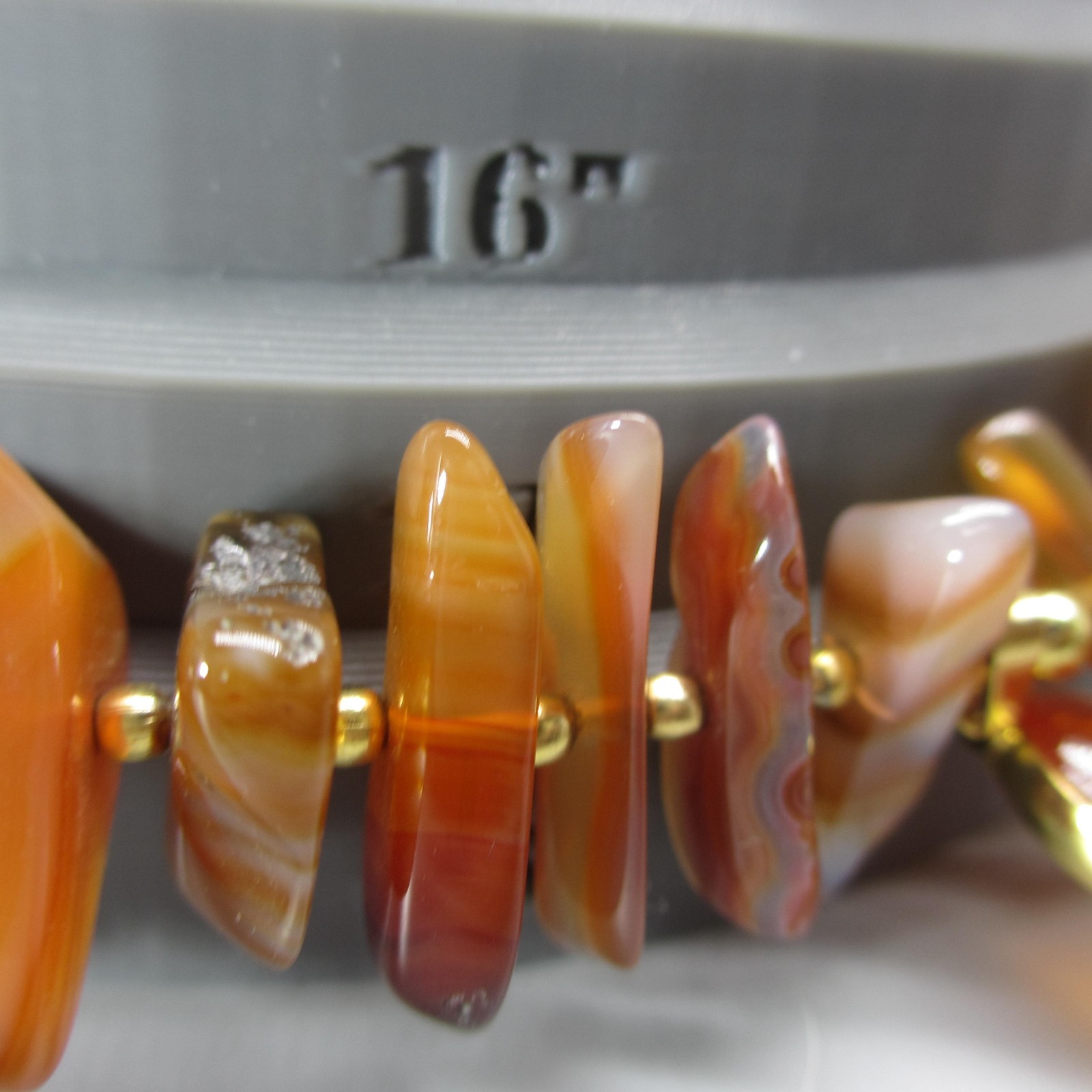 Vintage Stone Chip Necklace Pendant Orange Brown Gold Tone 17 Inch