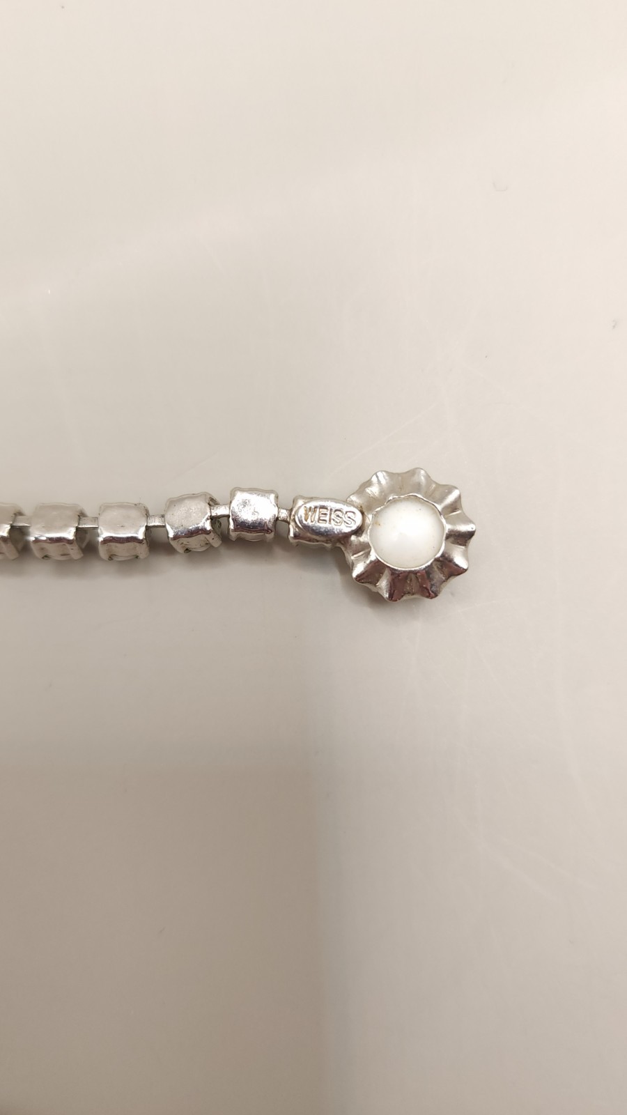 Vintage Weiss White Milk Glass Cabochon Choker Necklace 15″ Silver Tone 1950s