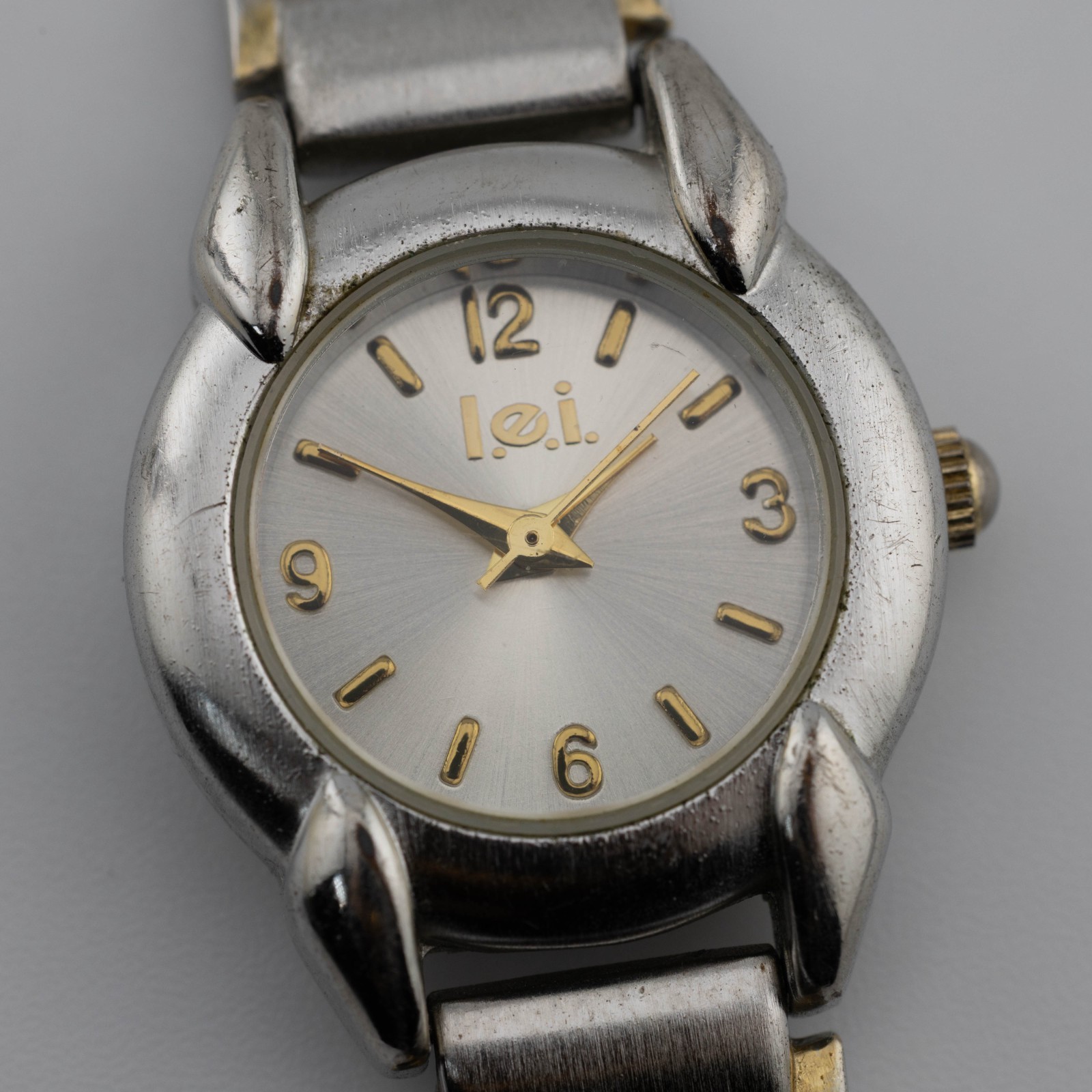 l.e.i. LEIL6622 Two-Tone Quartz Analog Women’s Watch Sz. 6 1/2″ New Battery