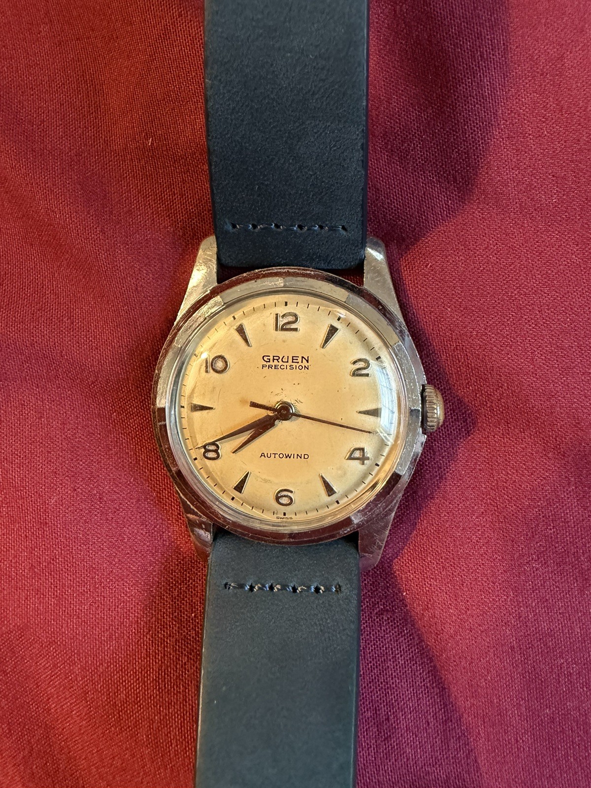 Vintage 1960s Gruen Precision Swiss Automatic 33mm Tropical Dial 510 SS Running