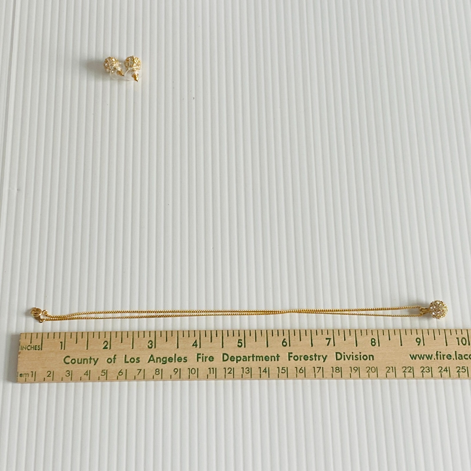 Yellow Gold Necklace and Earrings Set 9.5in