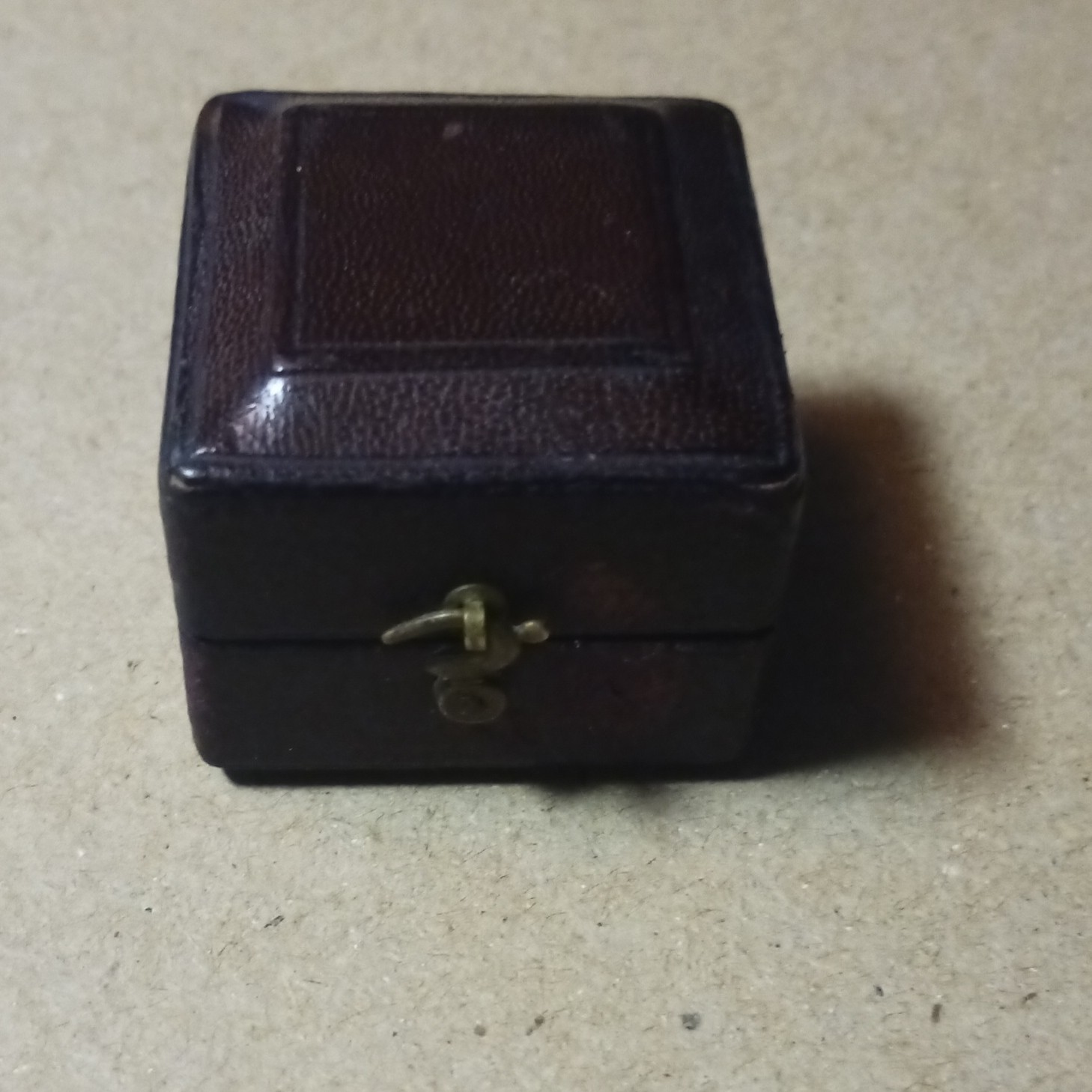 Antique Leather Ring Box Customized For The Little Brown Jug. One Of A Kind