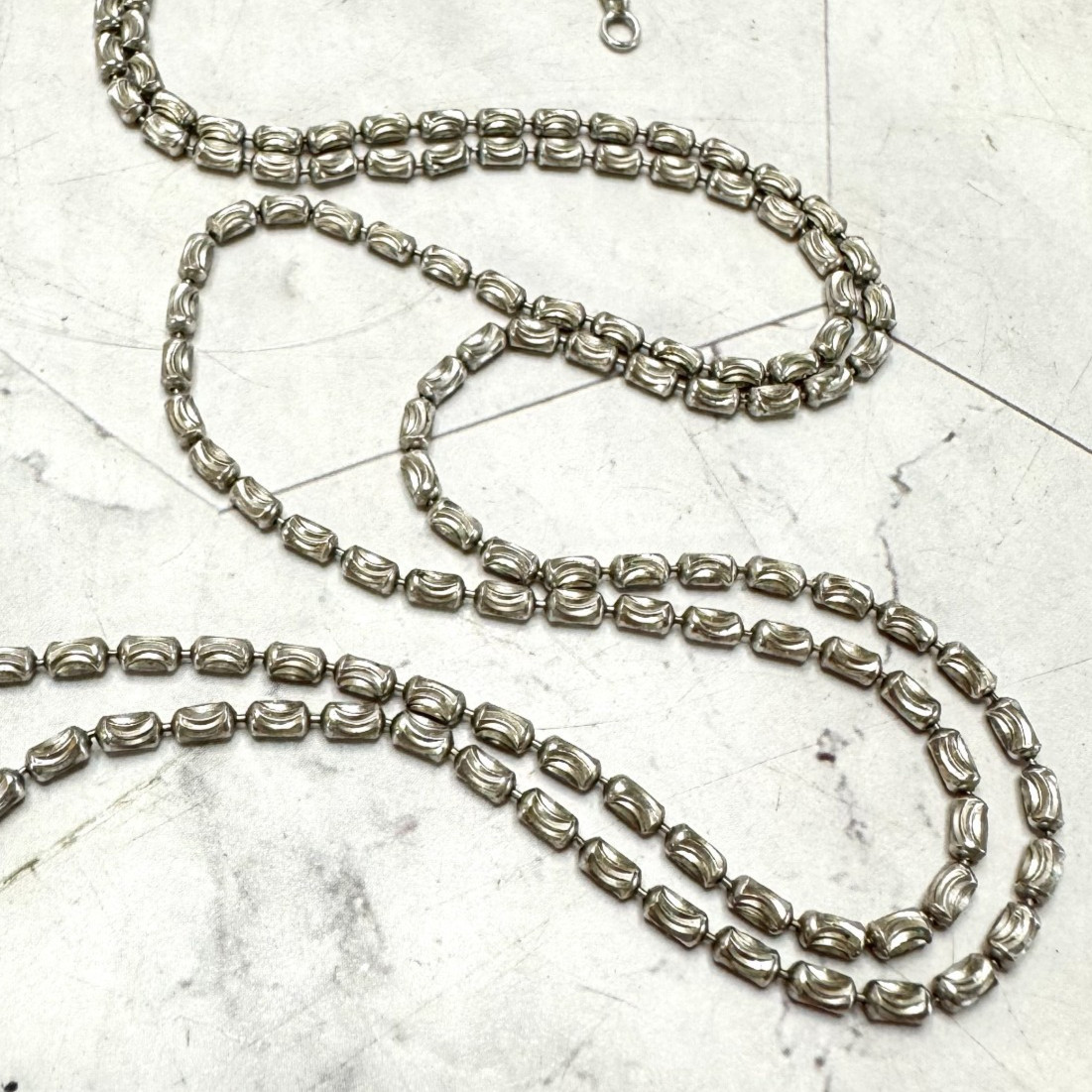 Silver Silver Half Moon Cut Necklace 2mm 925 Italy Oval Barrel Beaded Chain 24″