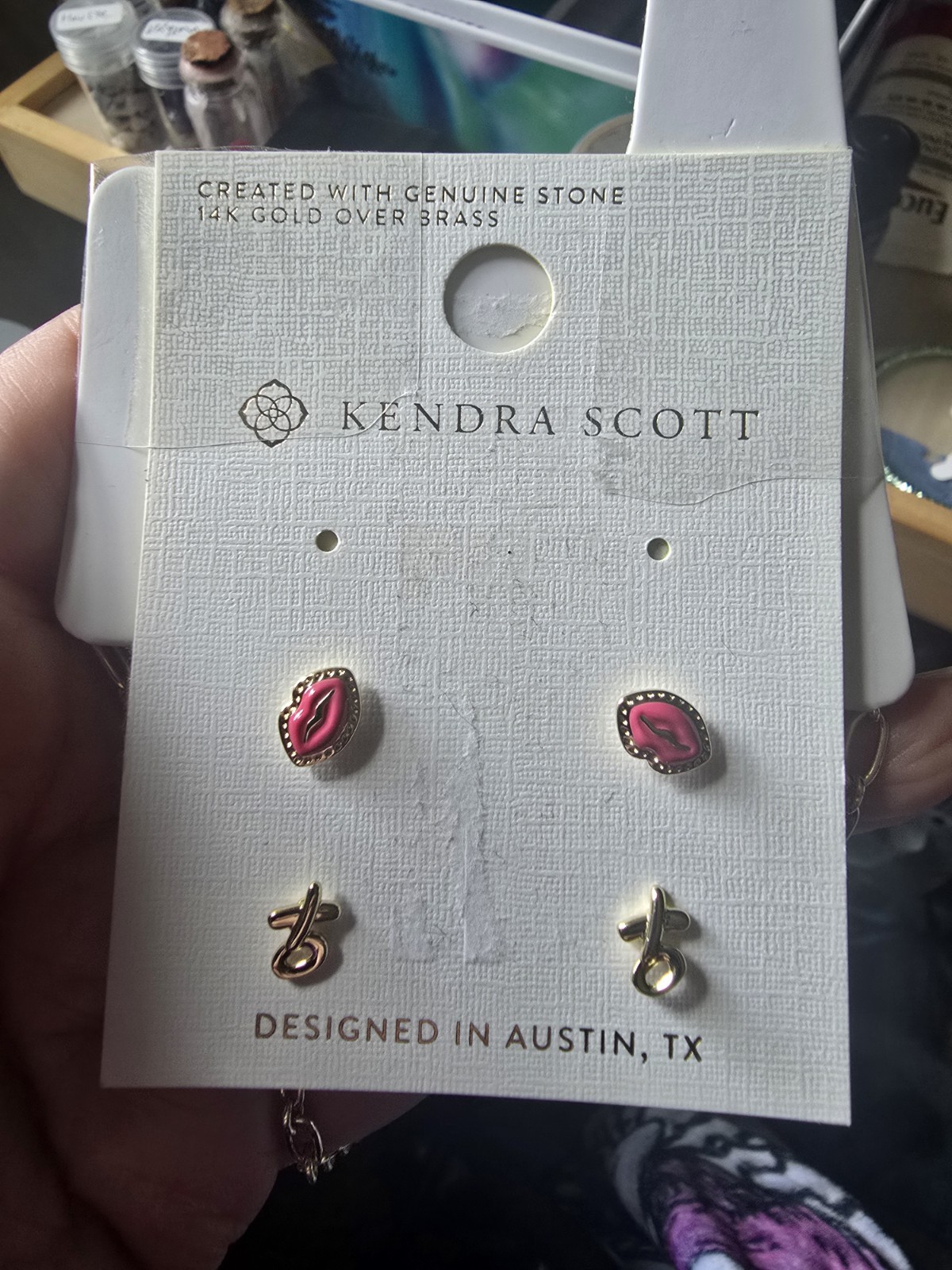 Kendra Scott Gold Tone Necklace & Stud Earrings Set Pink Marquise Stone