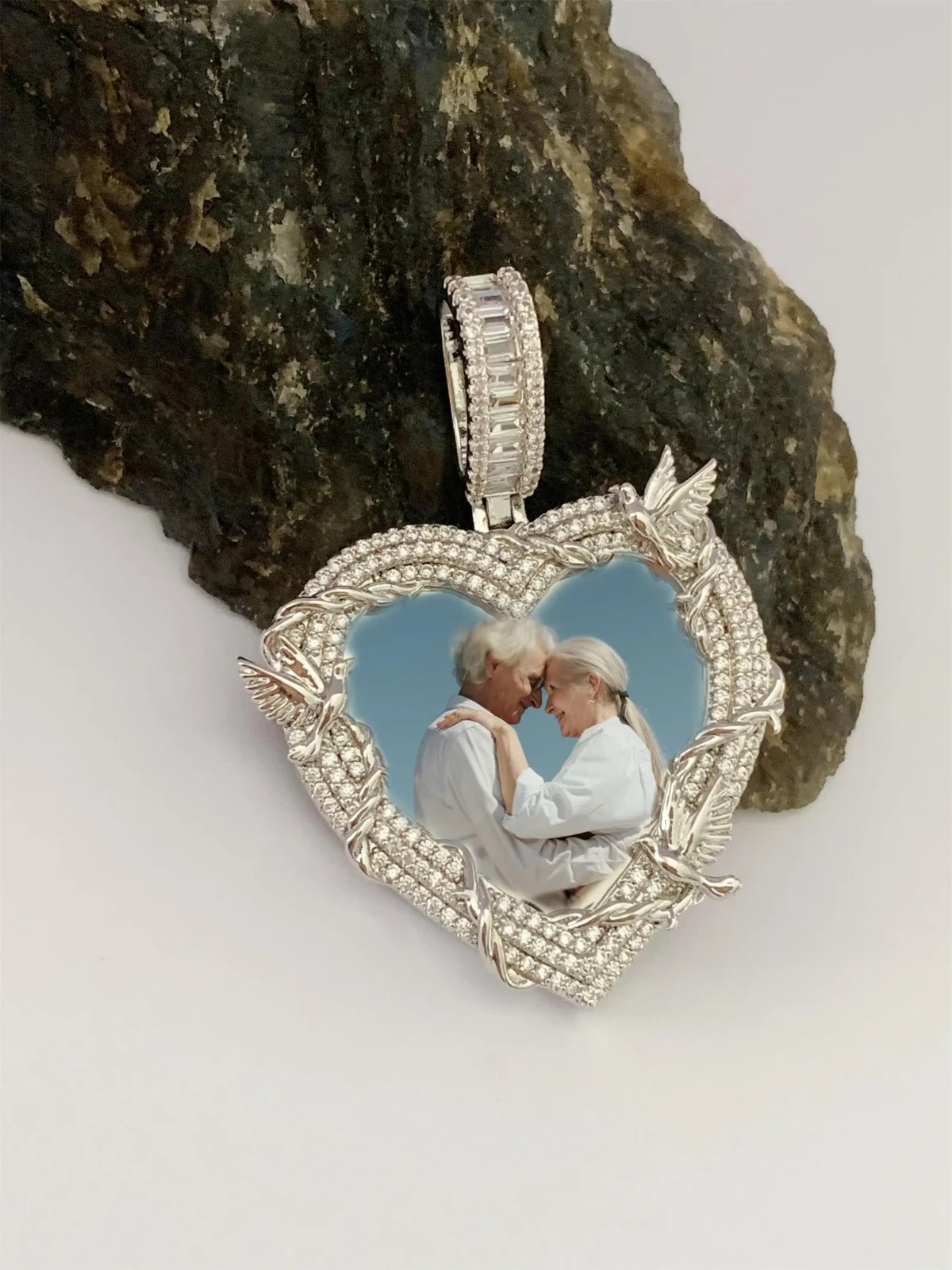 1.90 Ct Lab Created Moissanite Heart Shape Memory Pendant 14K White Gold Plated