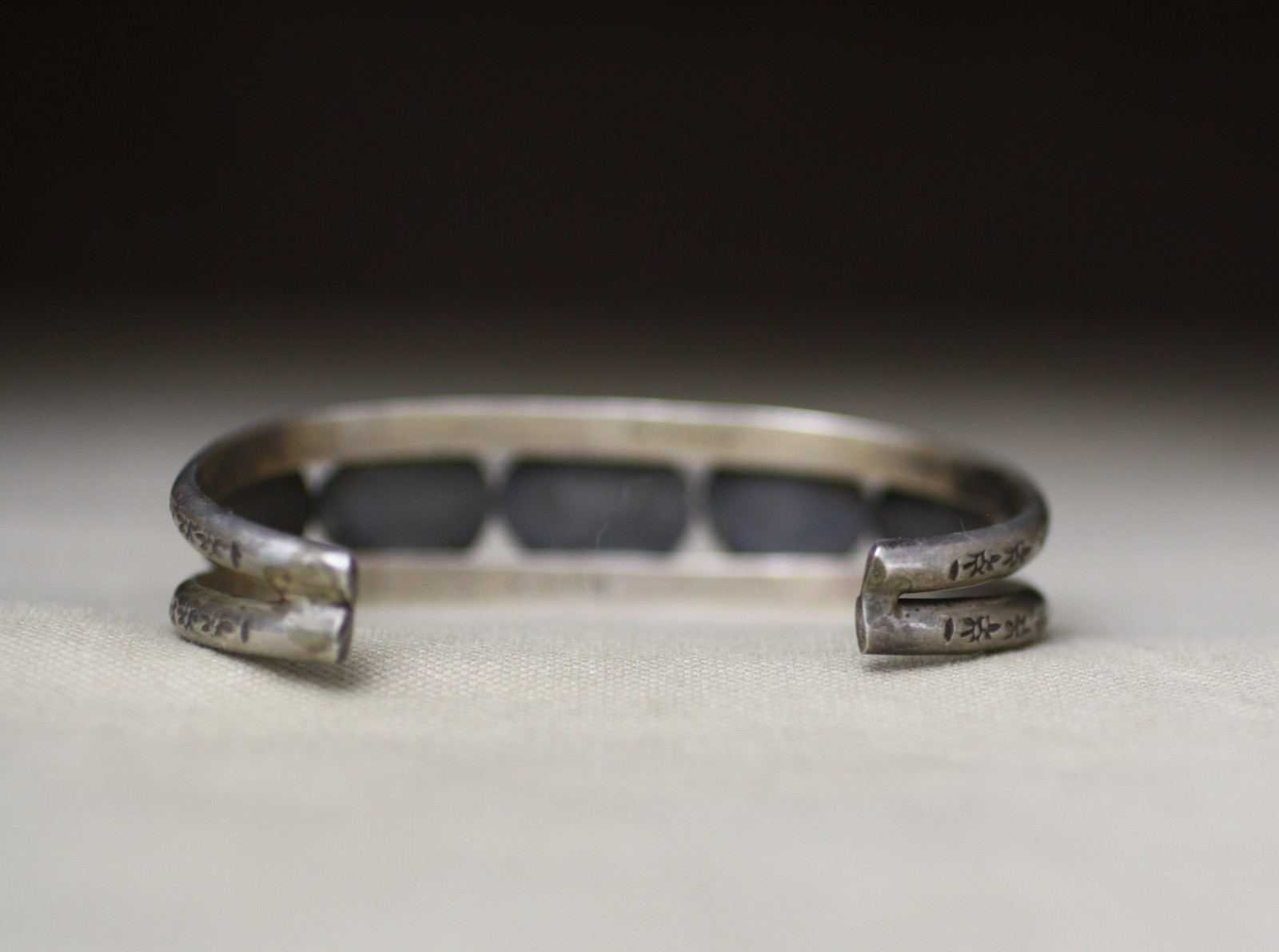 Vintage Navajo Native American Sterling Silver Turquoise Bracelet Cuff Size 6.75