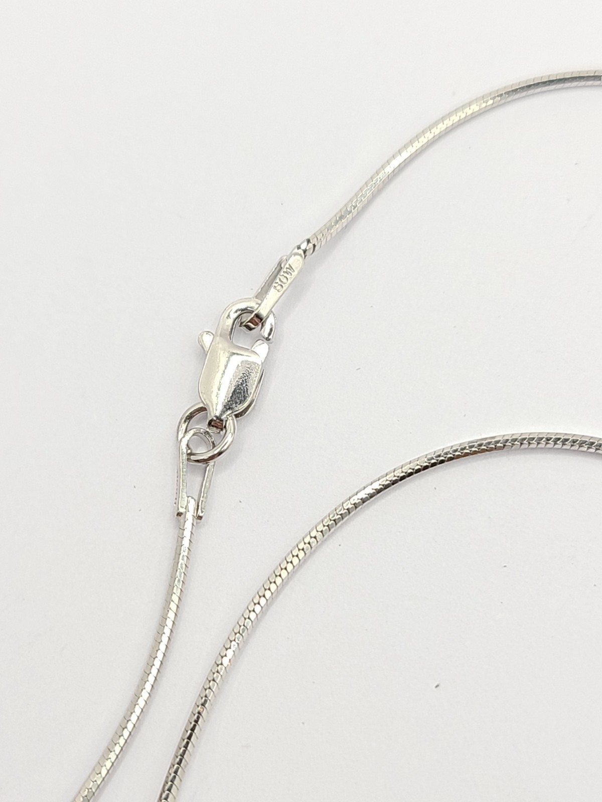 Diamond-cut Snake Necklace in Rhodium Over Sterling Silver 3.75 Grams 18 Inches