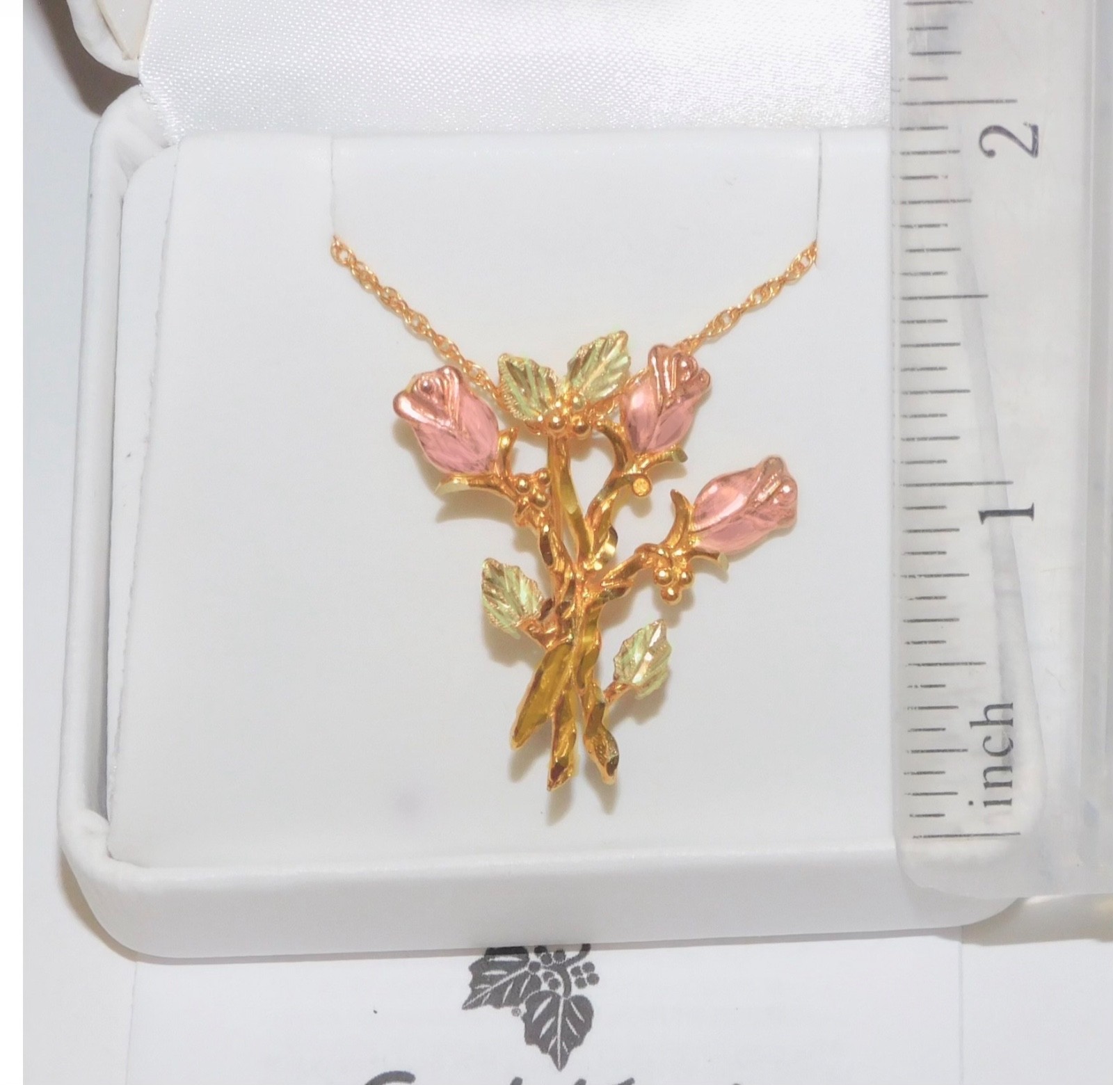 Black Hills Gold 10k Large Rose Bud Pendant Brooch Necklace