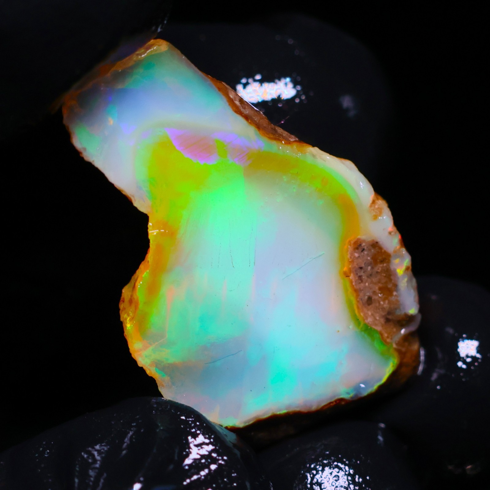 Natural Ethiopian Welo Opal Rough 14.65 Ct Gemstone – Bright Play of Color Fire