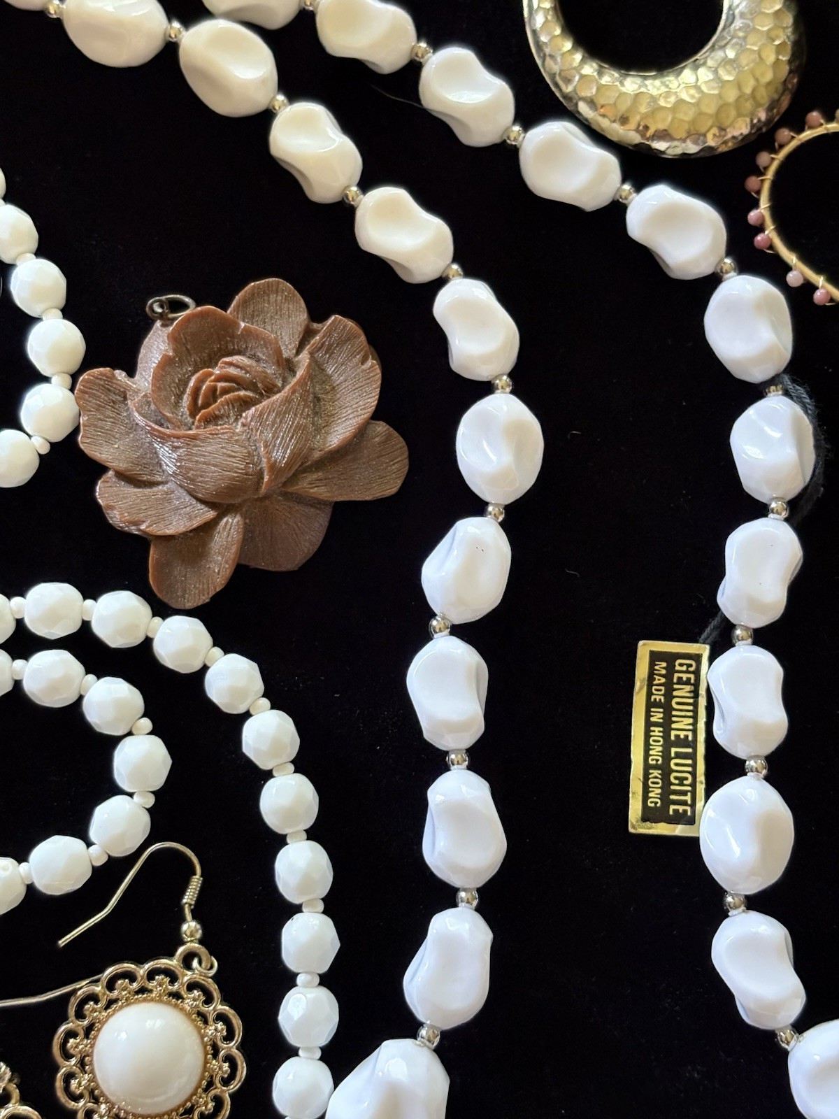 VTG Mix Estate Jewelry Lot 25pc White & Gold Tone Rhinestone Lucite All Wearable