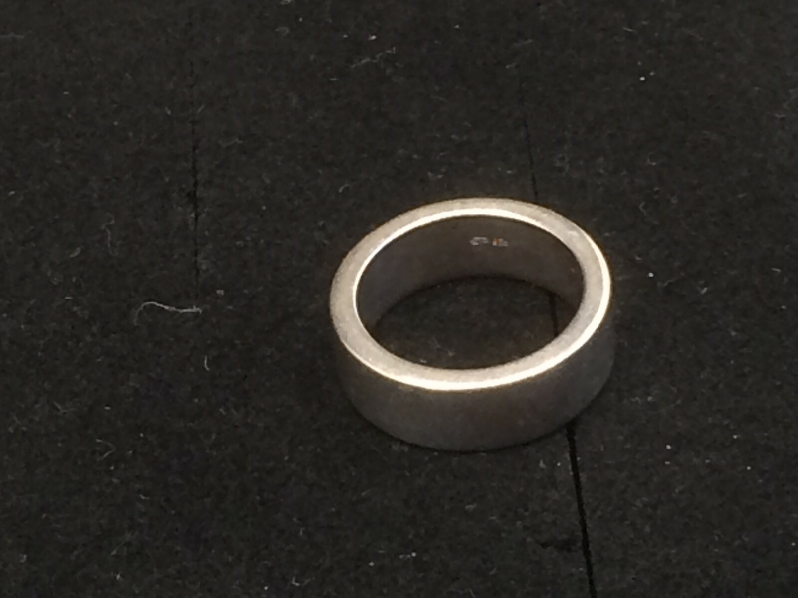 Solid 925 Hallmarked Silver Silver Ring 9.18g! 18mm Internal Dimension Designer Hallmark