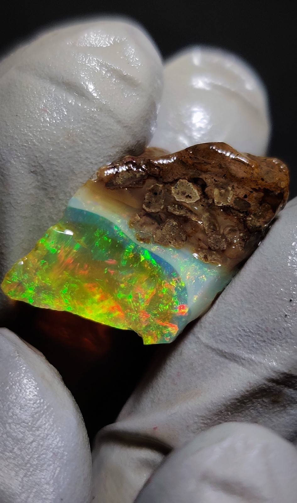 14 Ct ethiopian oil opal rough natural Welo fire Play Of Color Loose Gemstone