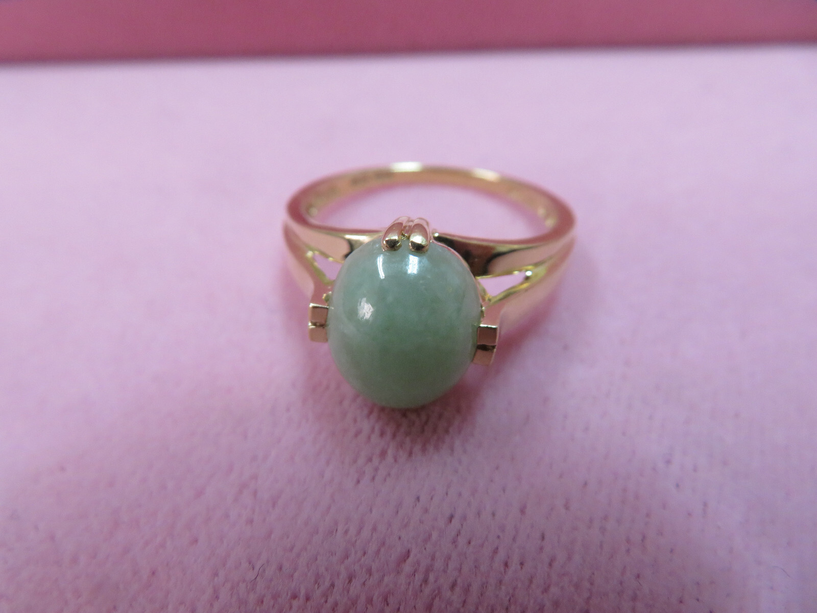 14k Solid Yellow Gold Green Jadeite Jade Ring Size 10 / 4.76 Grams
