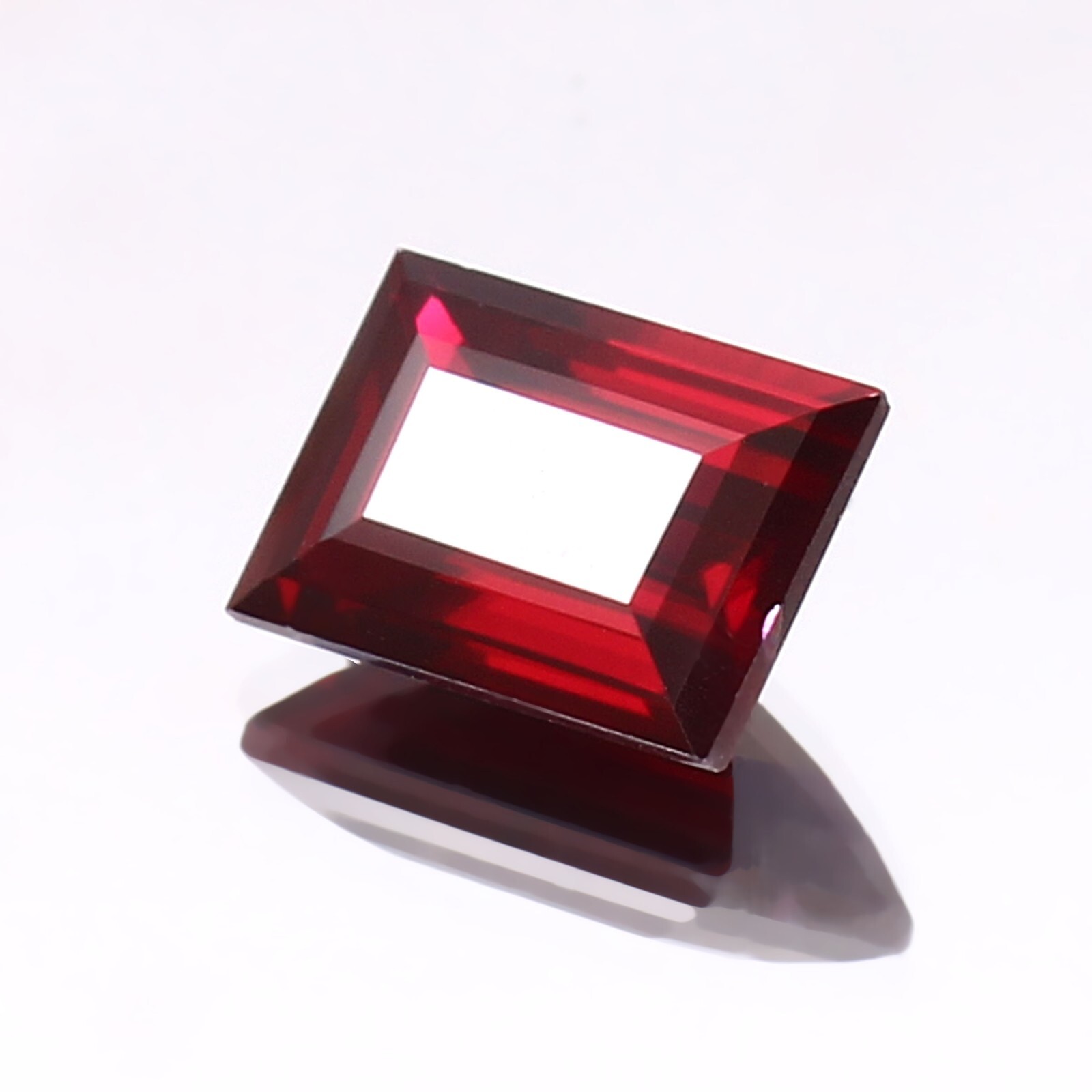 5.60 Ct Natural Flawless Myanmar Red Painite Loose Emerald Gemstone Cut 11×8 MM