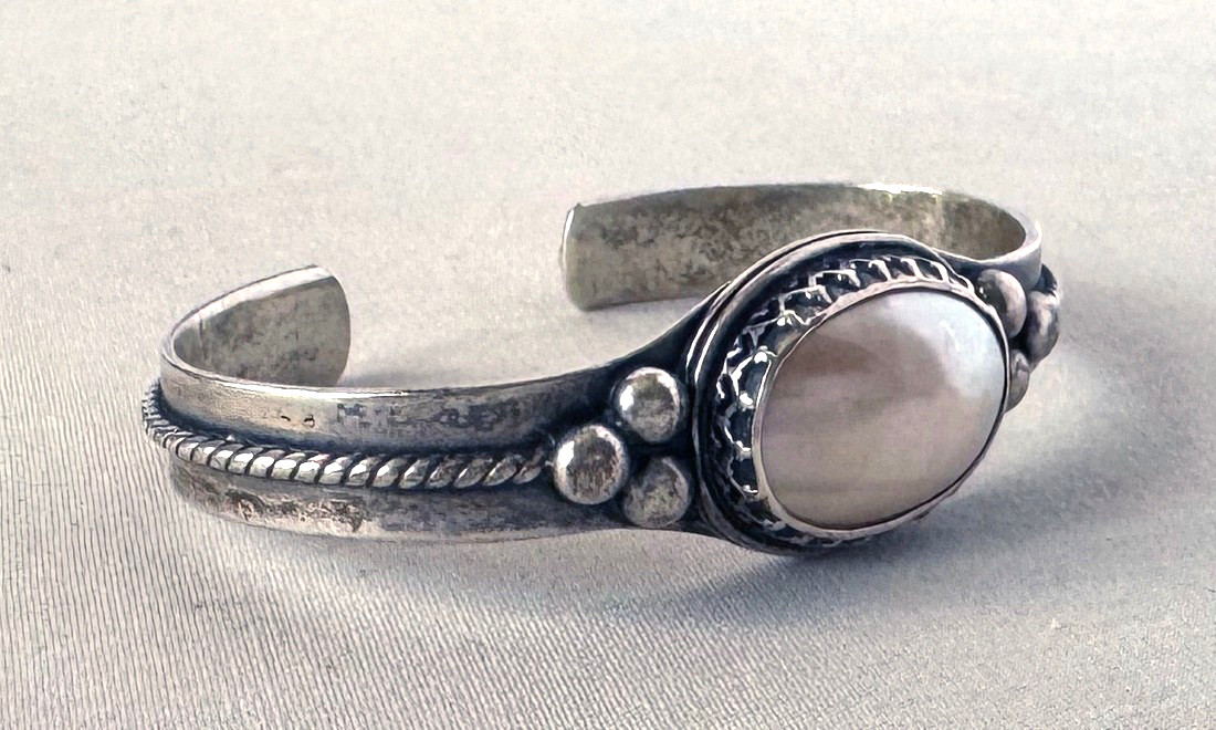 Carolyn Pollack Sterling Silver & MOP Southwestern Style Cuff Bracelet;A545