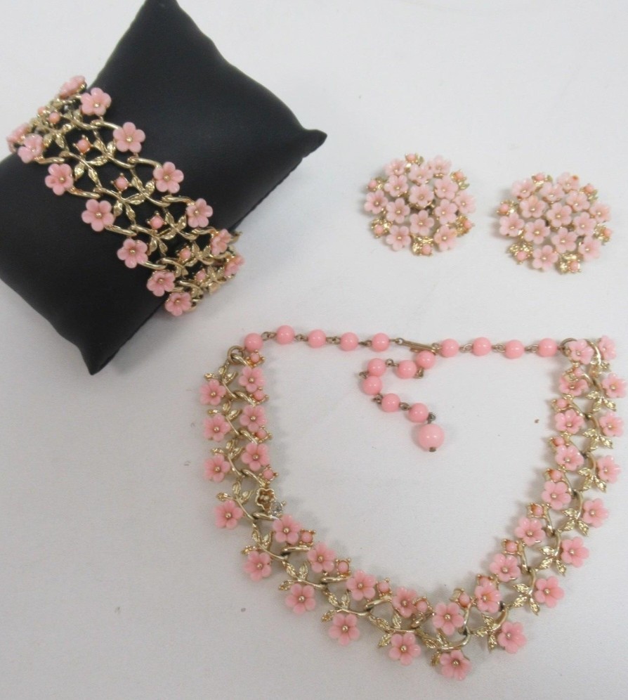 Coro demi parure set Pink Bubble Gum Color