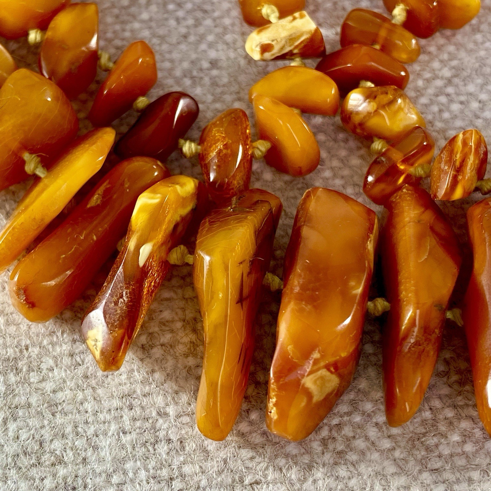 Vintage Natural Baltic Amber Necklace 30” Butterscotch Egg Yolk Nuggets 82g