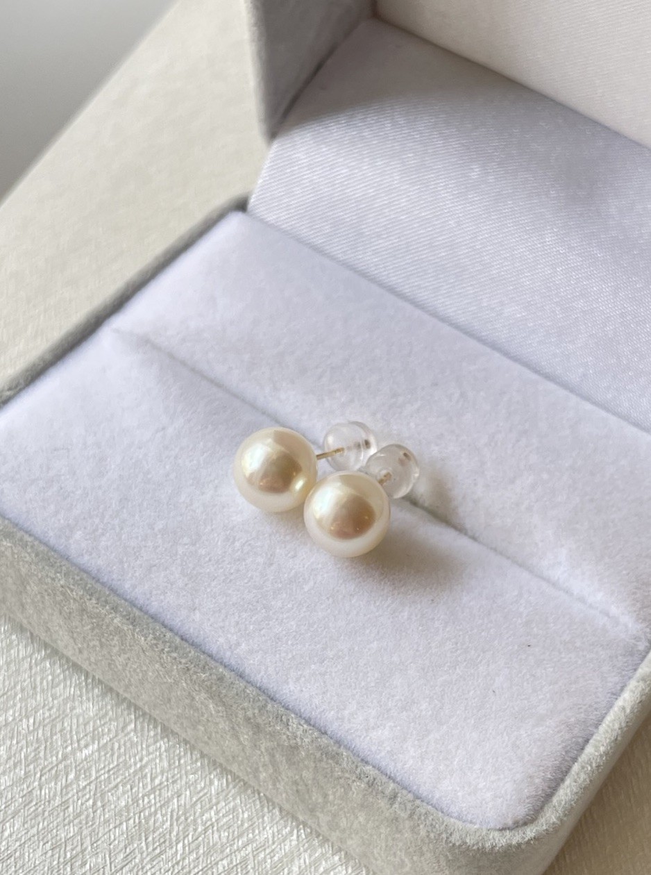 Japanese Akoya Pearl Stud Earrings 9mm Untreated Natural Color K14 Solid Gold